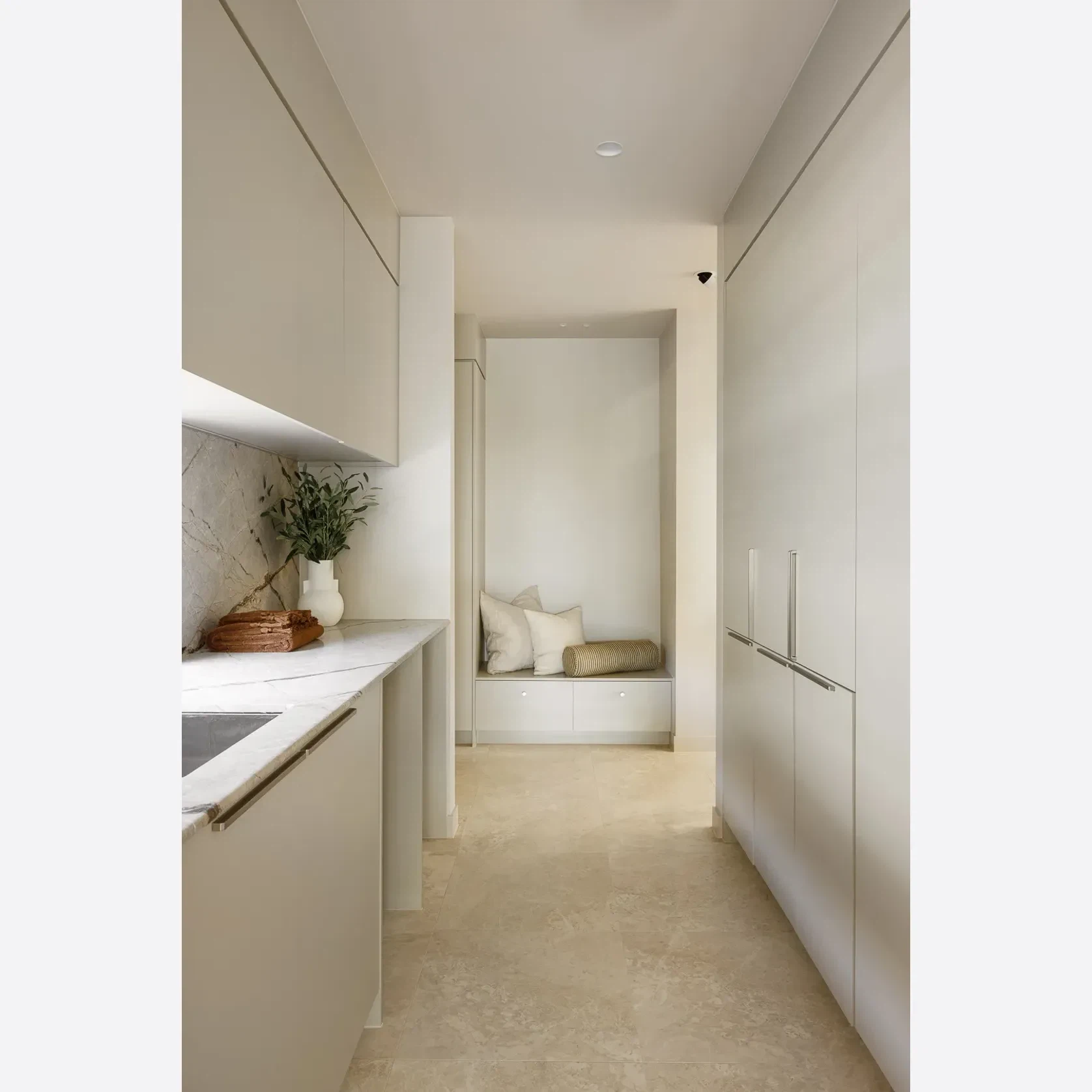 Papillon Honed Limestone Tiles gallery detail image