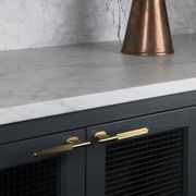 L-Bar gallery detail image