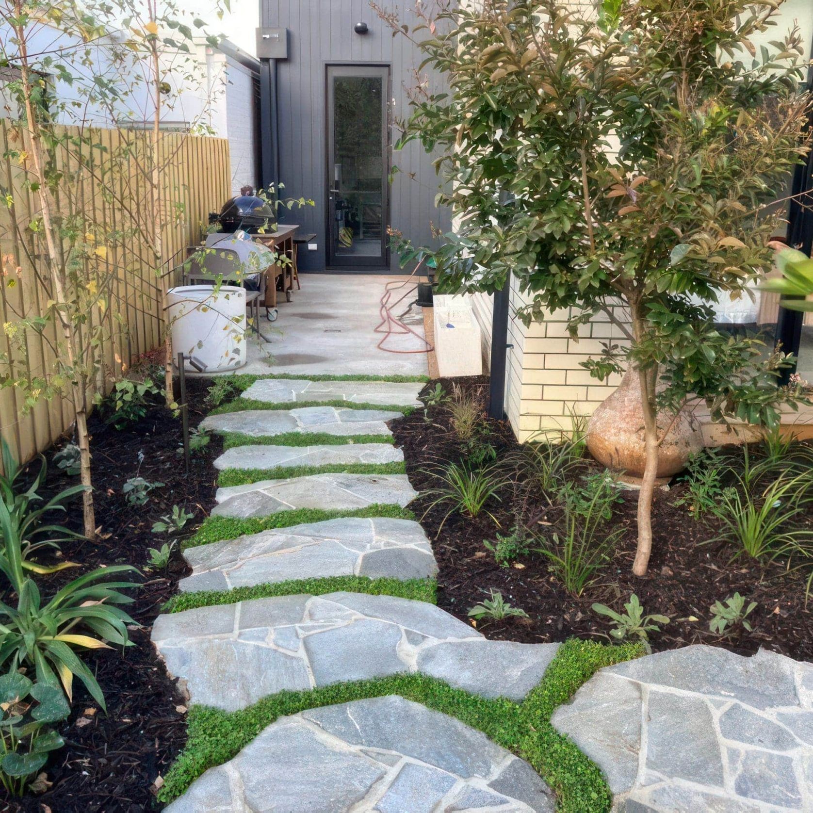 Loden Quartzite Crazy Paving gallery detail image
