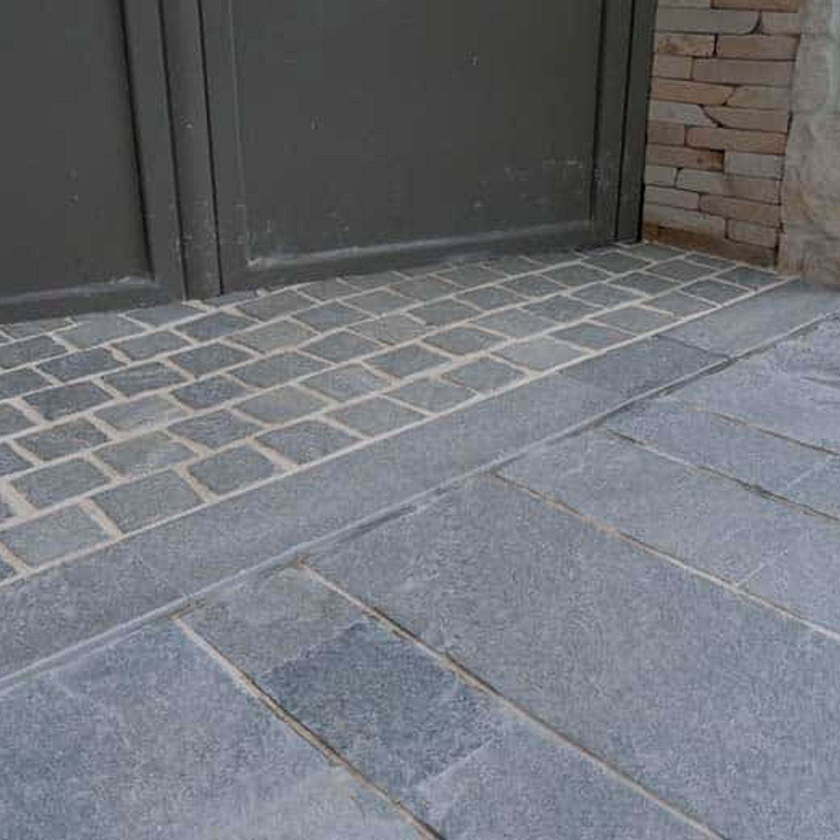 Loden Quartzite Cobblestones gallery detail image