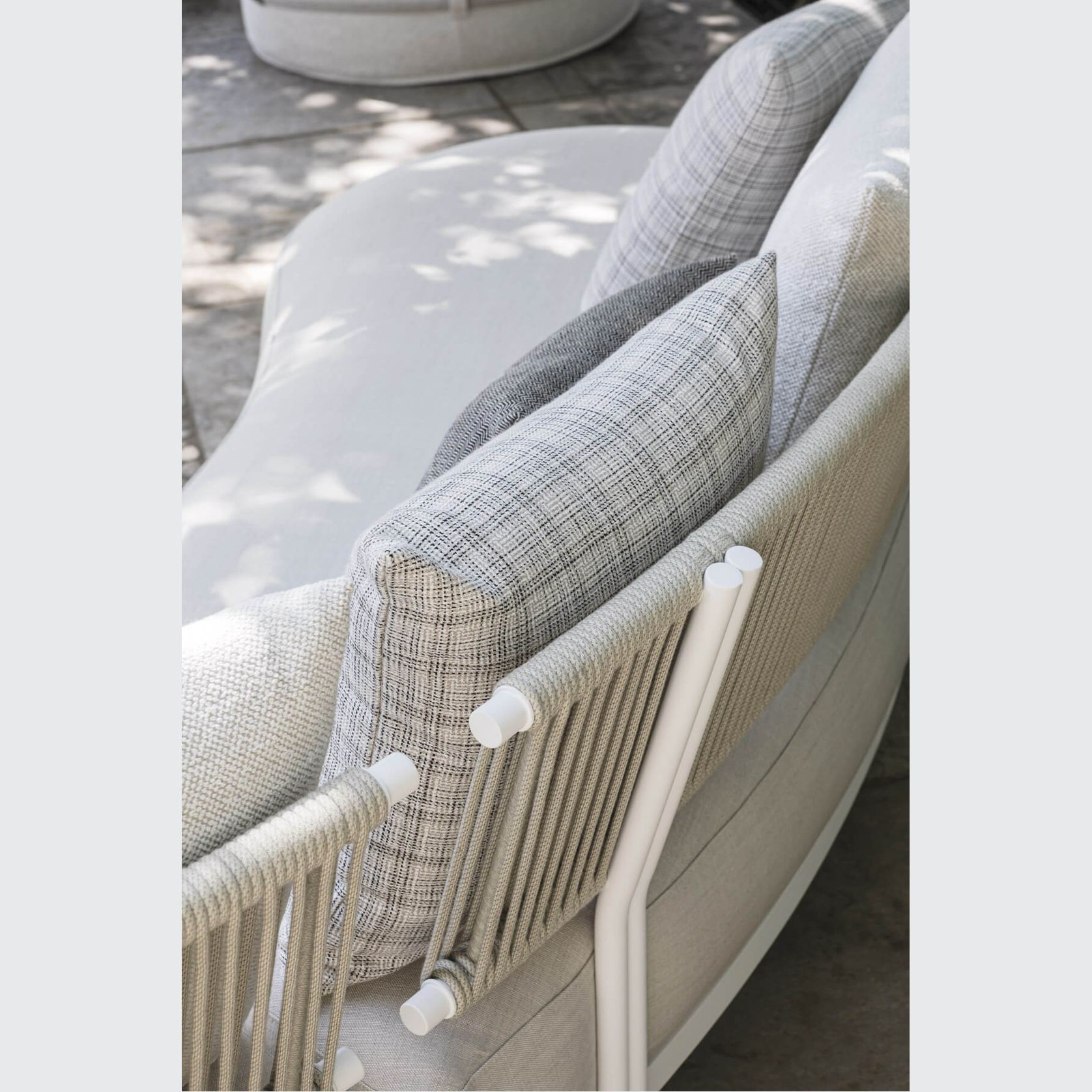 Loto Curved Modular Outdoor Sofa by Atmosphera gallery detail image