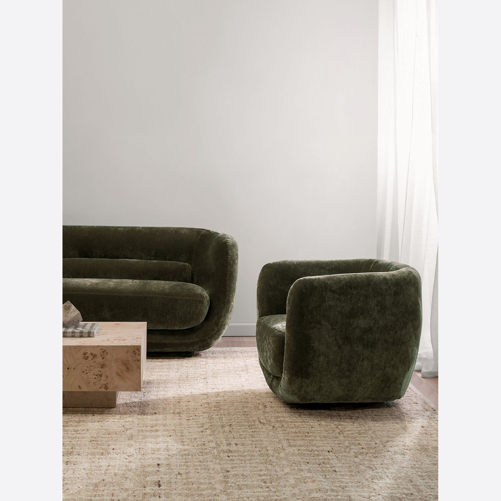 Luca Sofa | Khaki gallery detail image