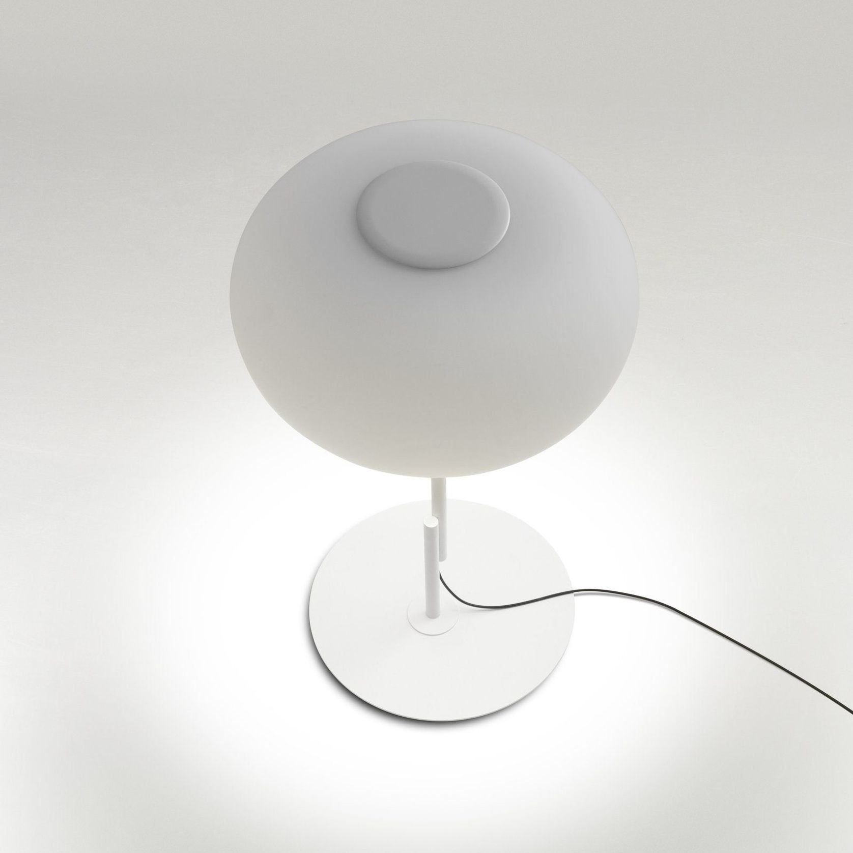 Vetra Table Lamp gallery detail image