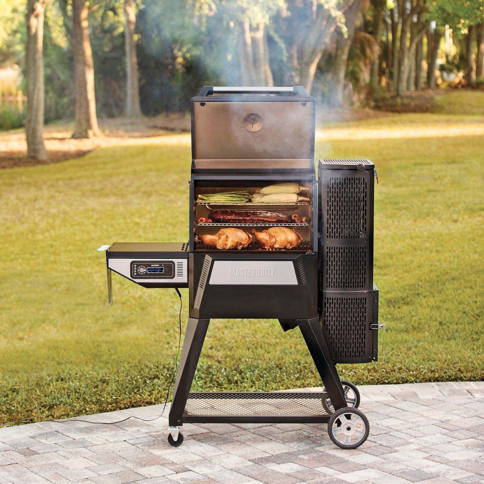 Masterbuilt Gravity Series 560 Charcoal Grill + Smoker gallery detail image