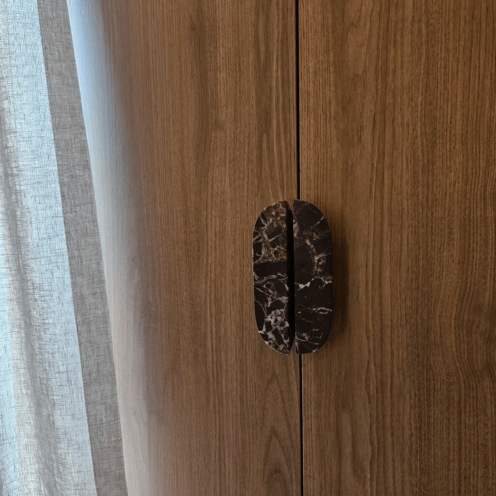 Onyx Ova Pull Handle gallery detail image
