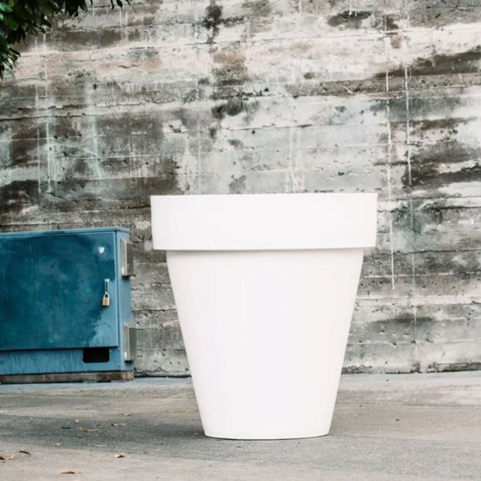 Madrid 1200 Planter gallery detail image