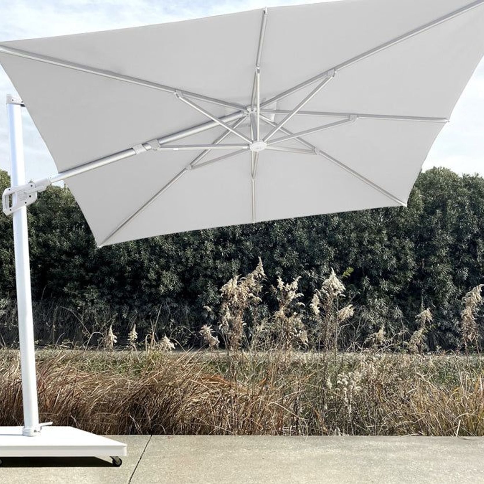 Malibu Cantilever Umbrella – Lead Chine 3M gallery detail image