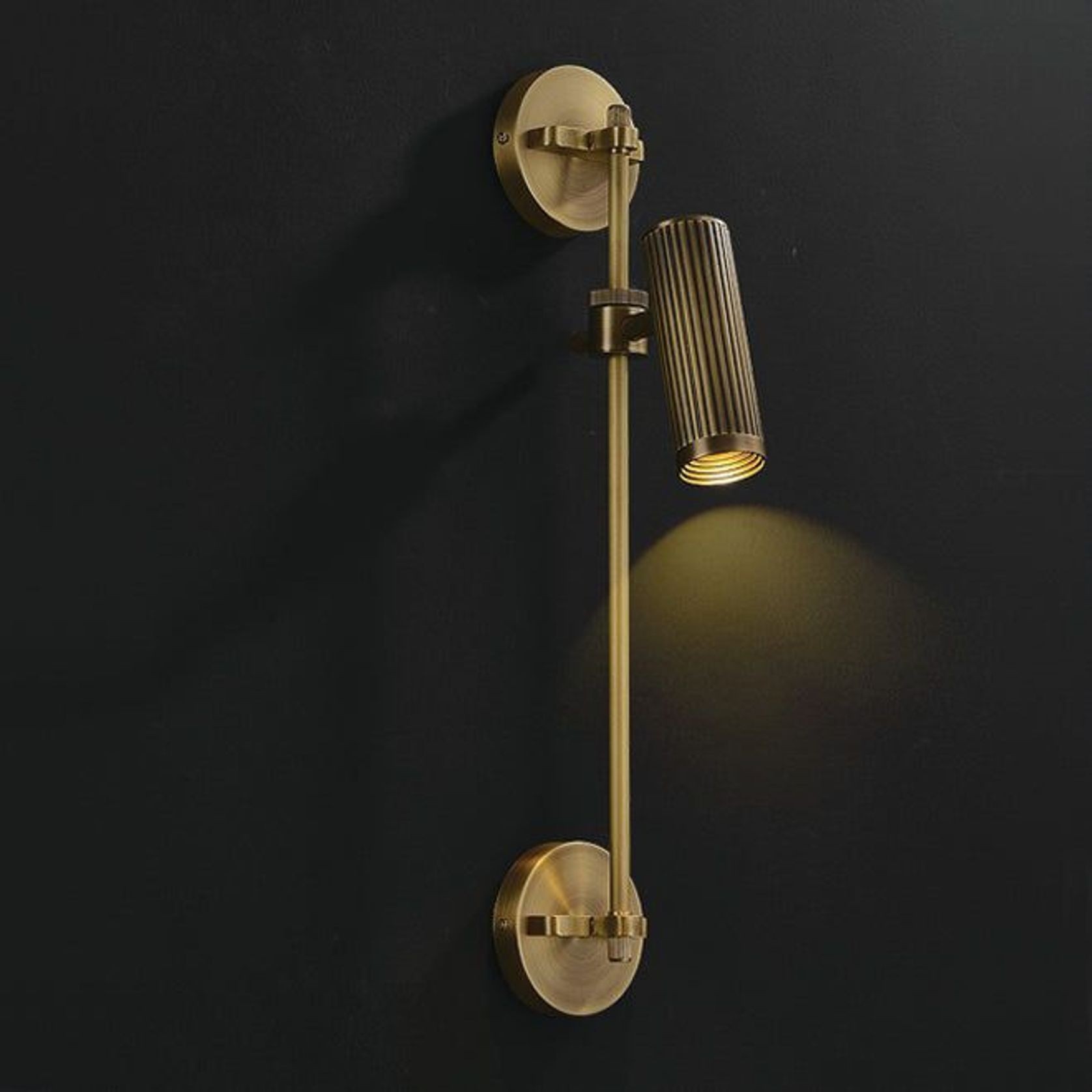 Mapleton Wall gallery detail image