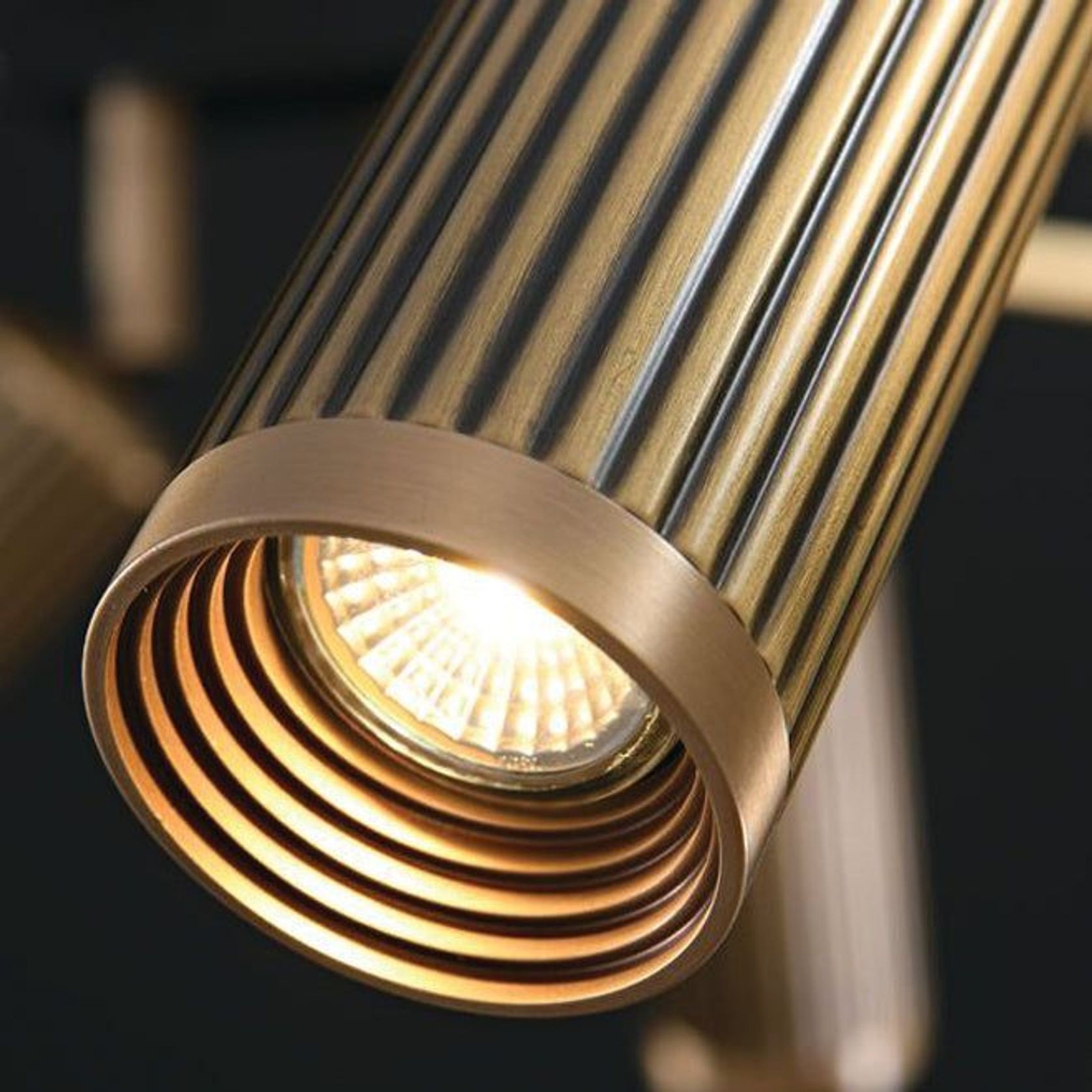 Mapleton Wall gallery detail image