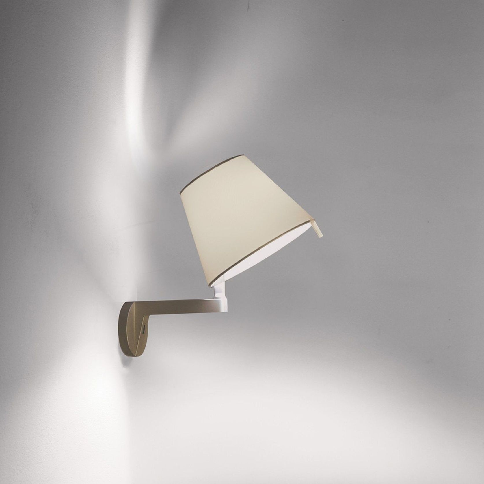 Melampo Wall by Artemide | ECC gallery detail image