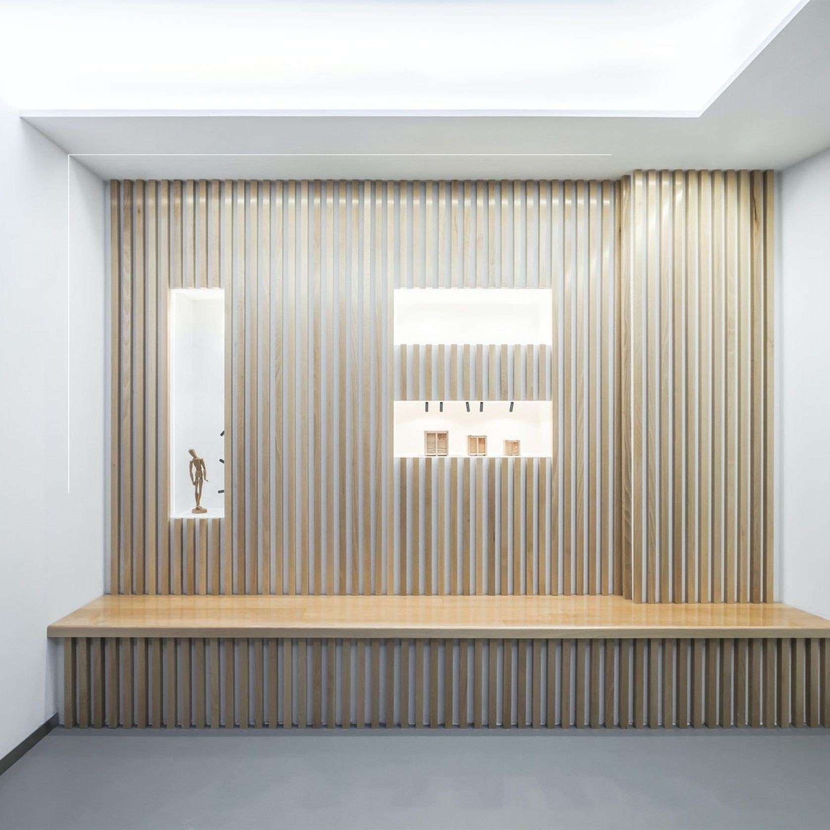 Micro Running Magnet gallery detail image