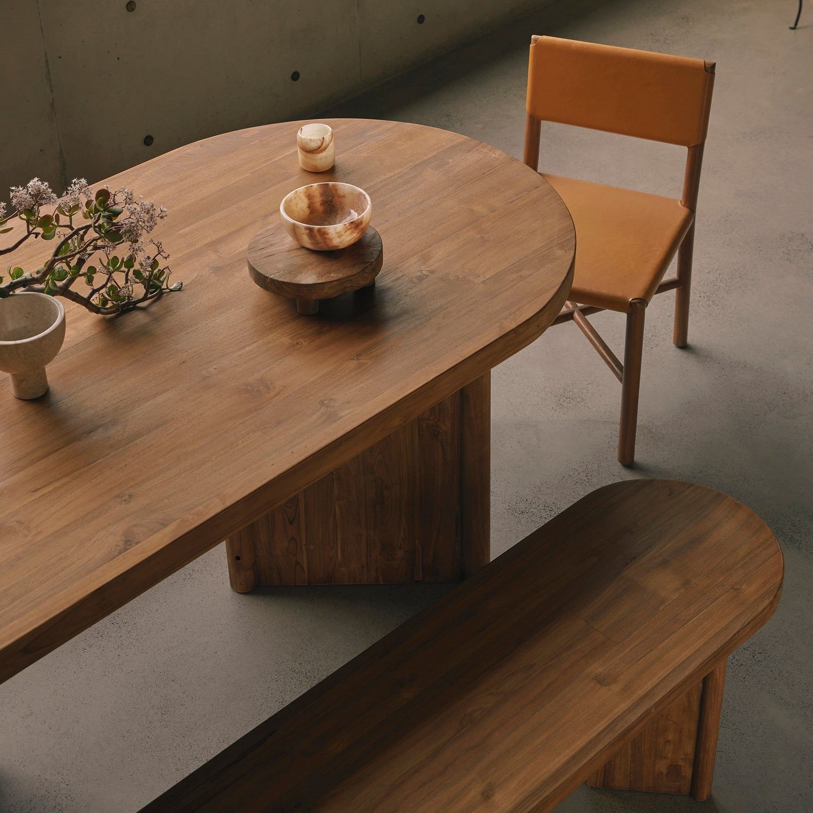 Otto Rounded End Bench Seat gallery detail image