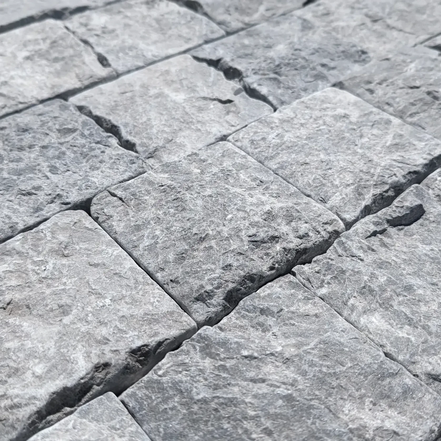 Pietra Nautica Split Limestone Cobblestones gallery detail image