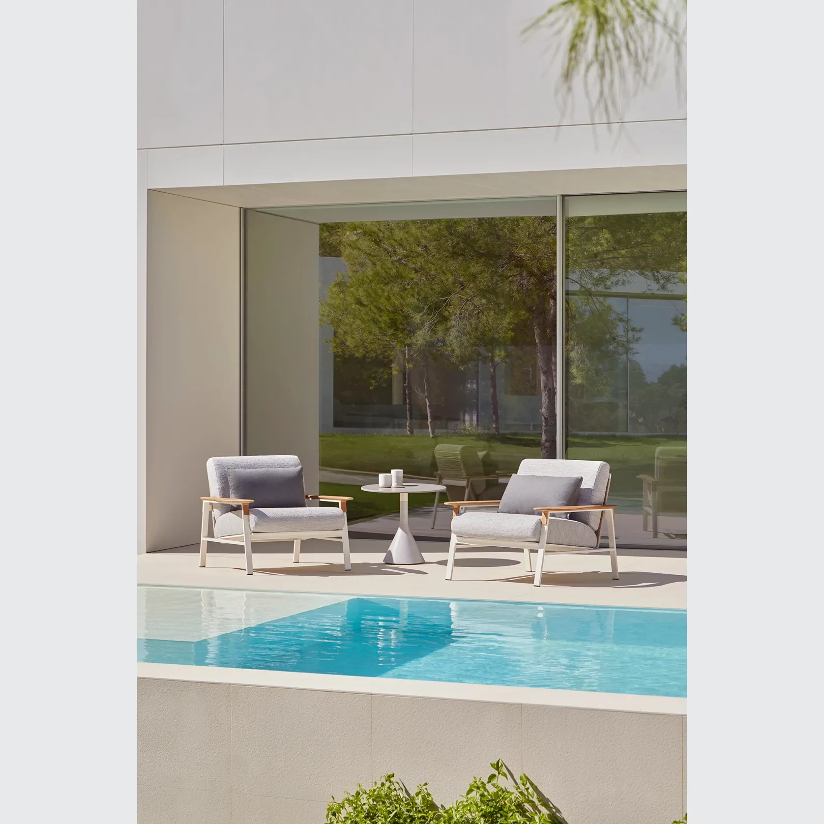 Neck Low Table Ø60 gallery detail image