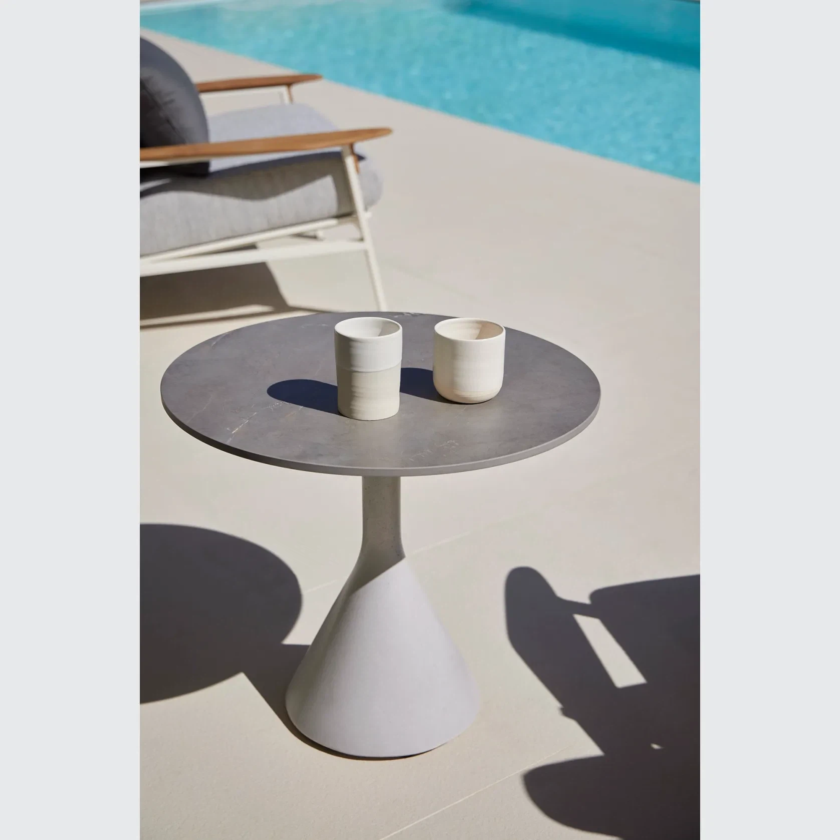 Neck Low Table Ø60 gallery detail image