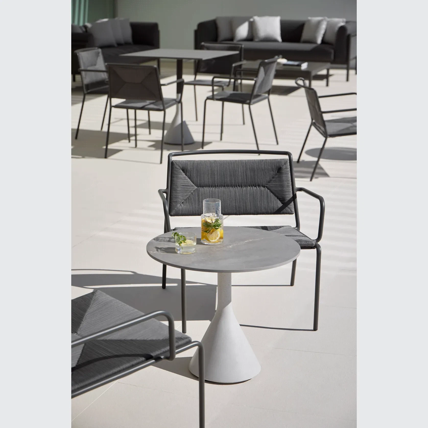 Neck Low Table Ø50 gallery detail image