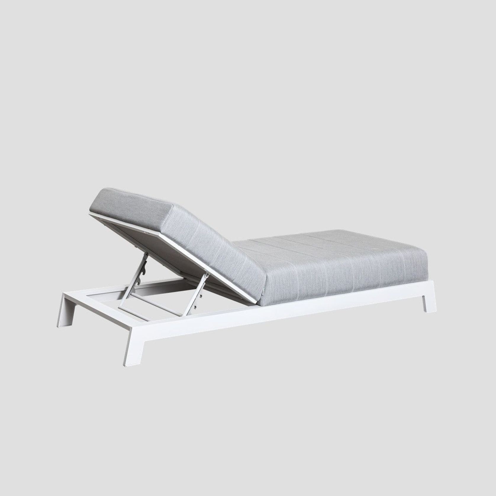 Piha Lounger - White gallery detail image