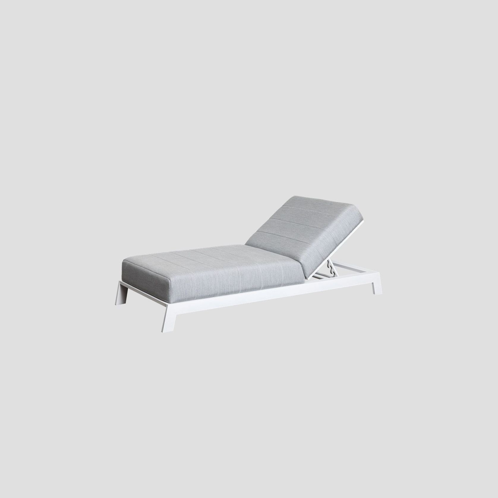 Piha Lounger - White gallery detail image