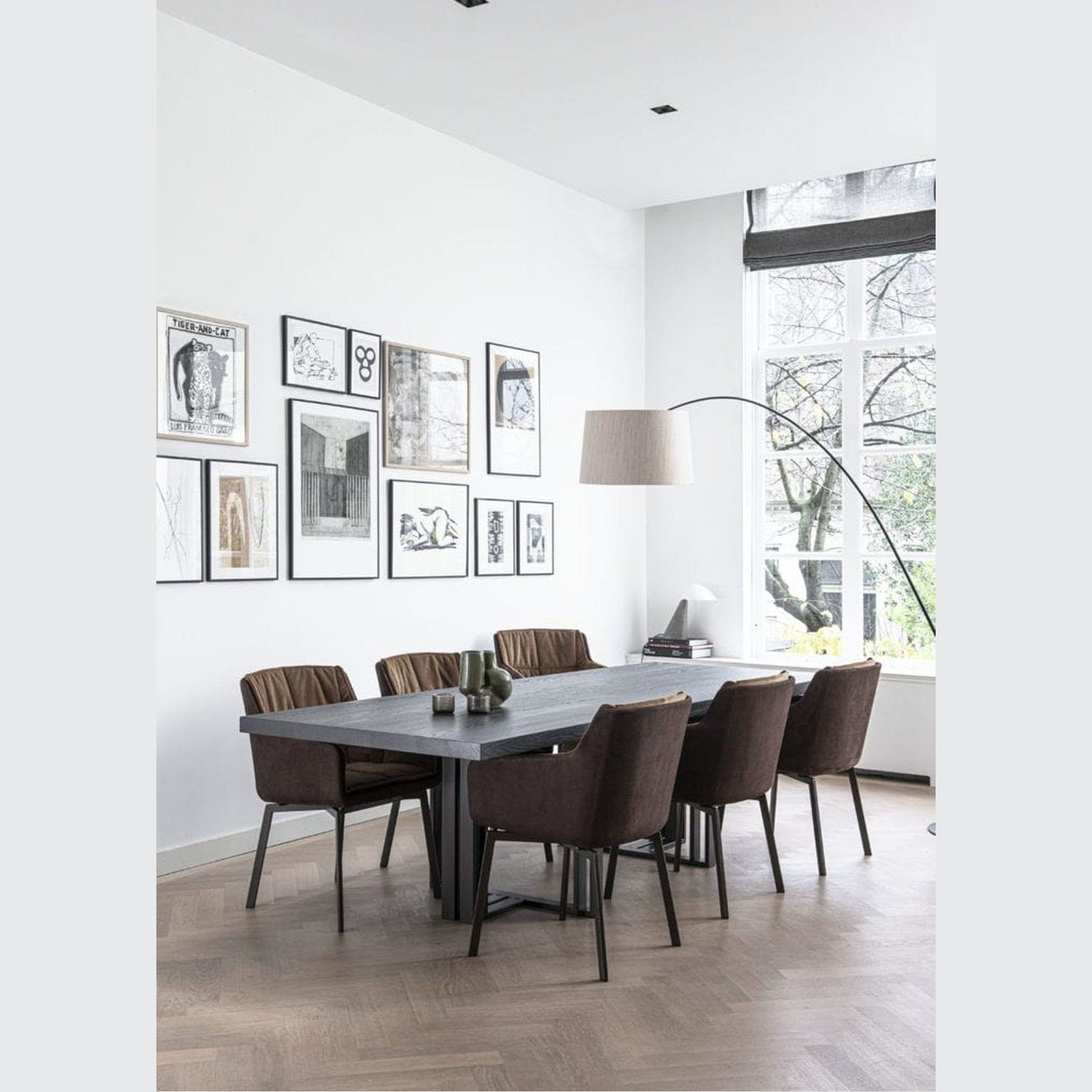 T2 DiningTable gallery detail image