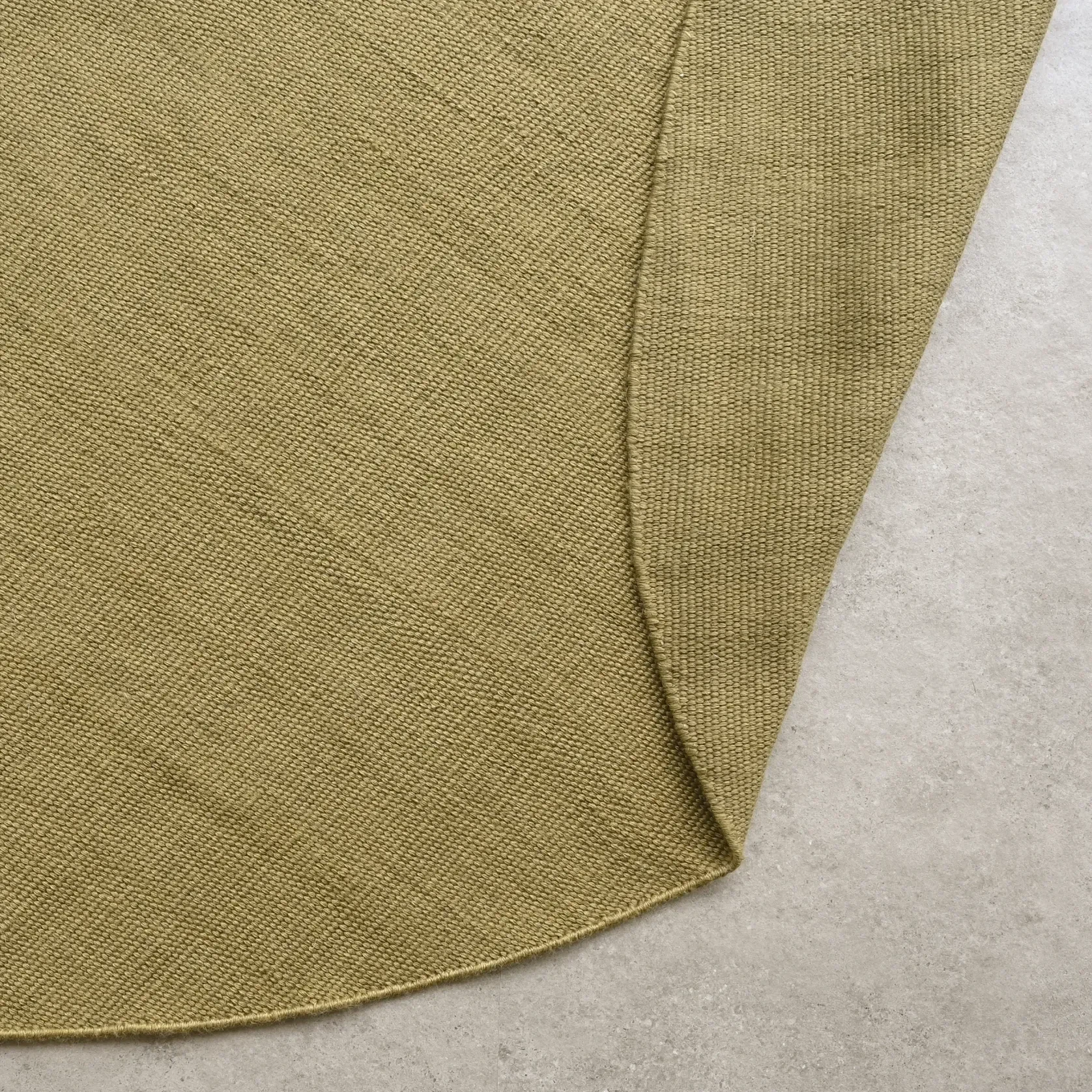 Mesa Outdoor Round Rug - Eucalyptus 250cm x 250cm gallery detail image