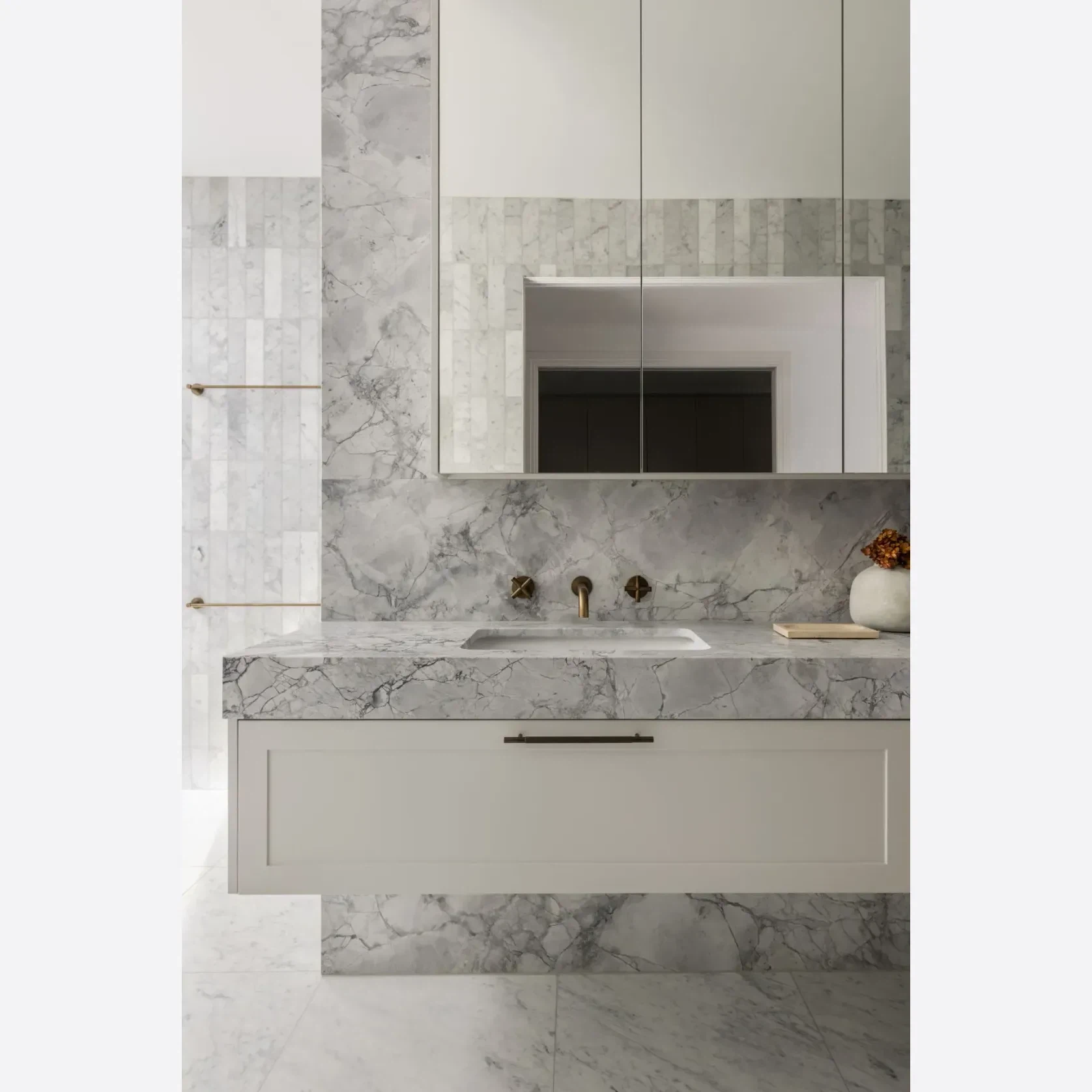 Super White Dolomite Benchtop gallery detail image