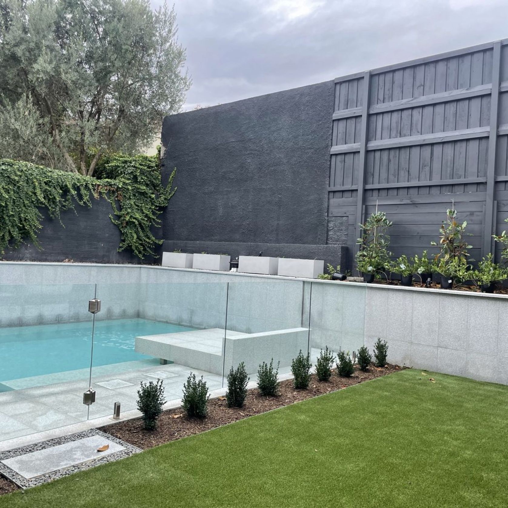 Silver Grey Granite Pool Coping gallery detail image