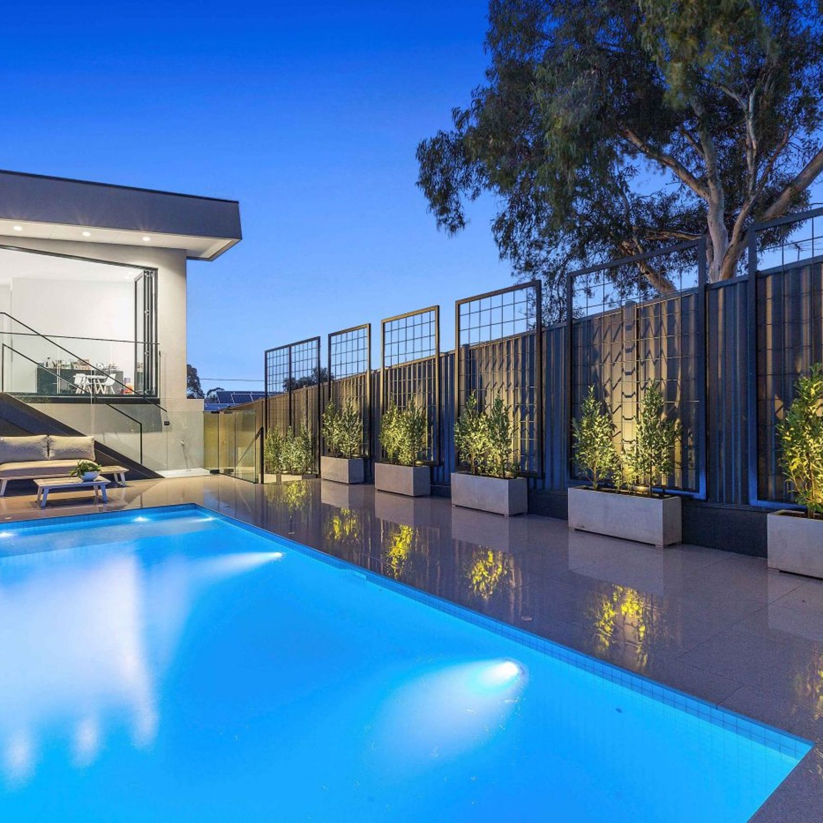 Silver Grey Granite Pool Coping gallery detail image