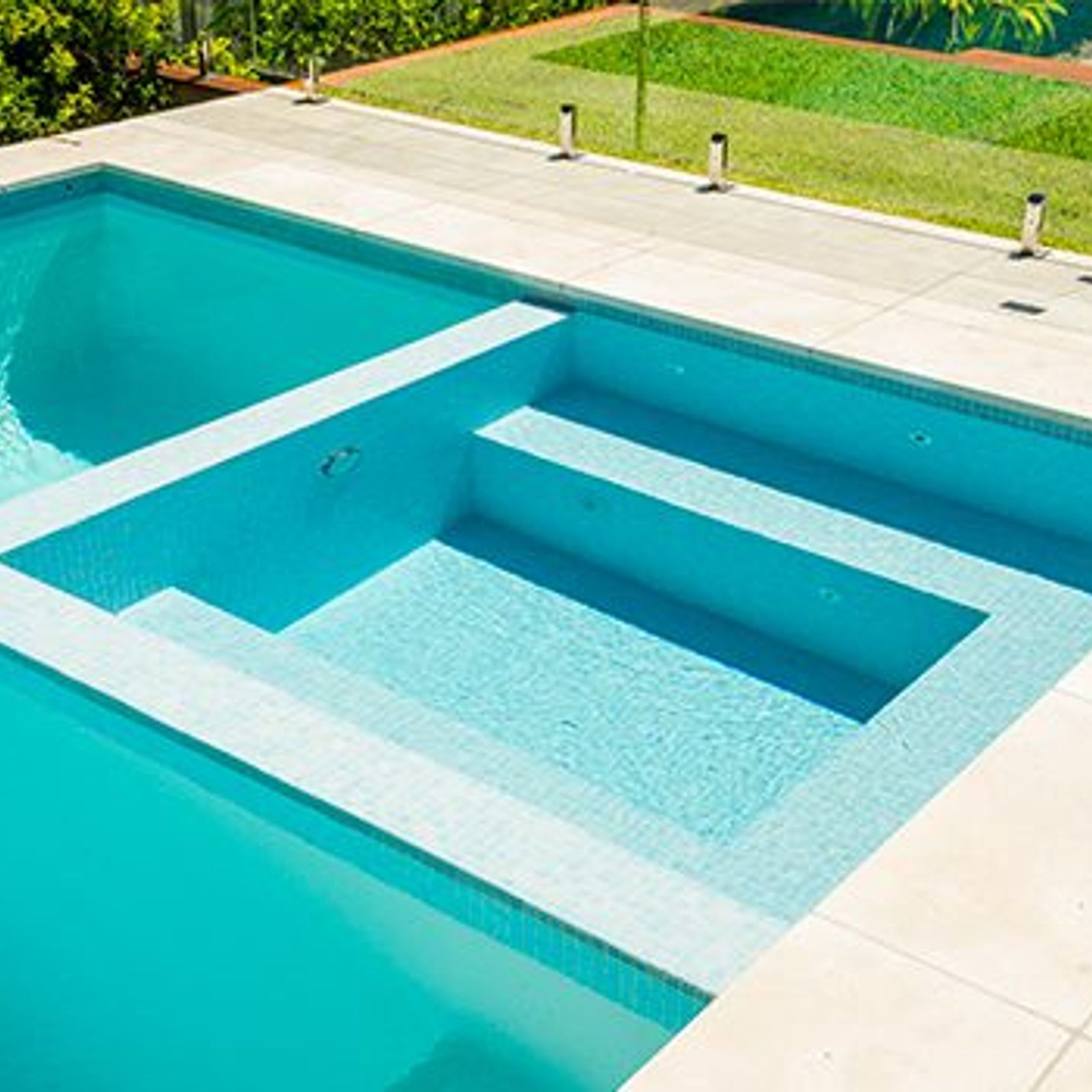 Sinai Pearl Sandblasted Limestone Pool Coping gallery detail image