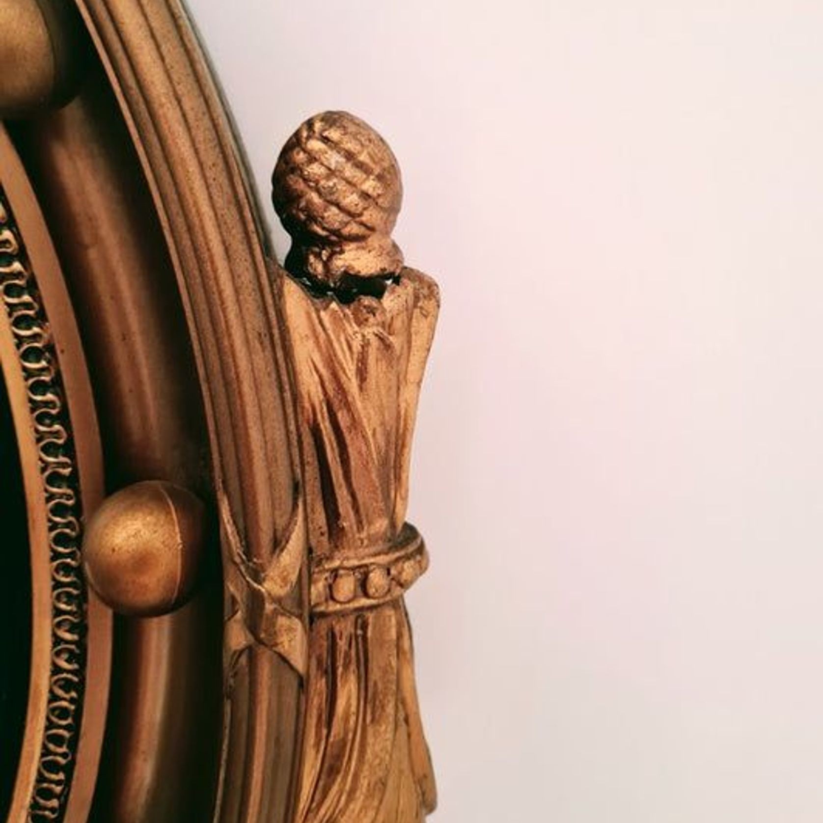 George IV Style Gilt Framed Convex Mirror gallery detail image