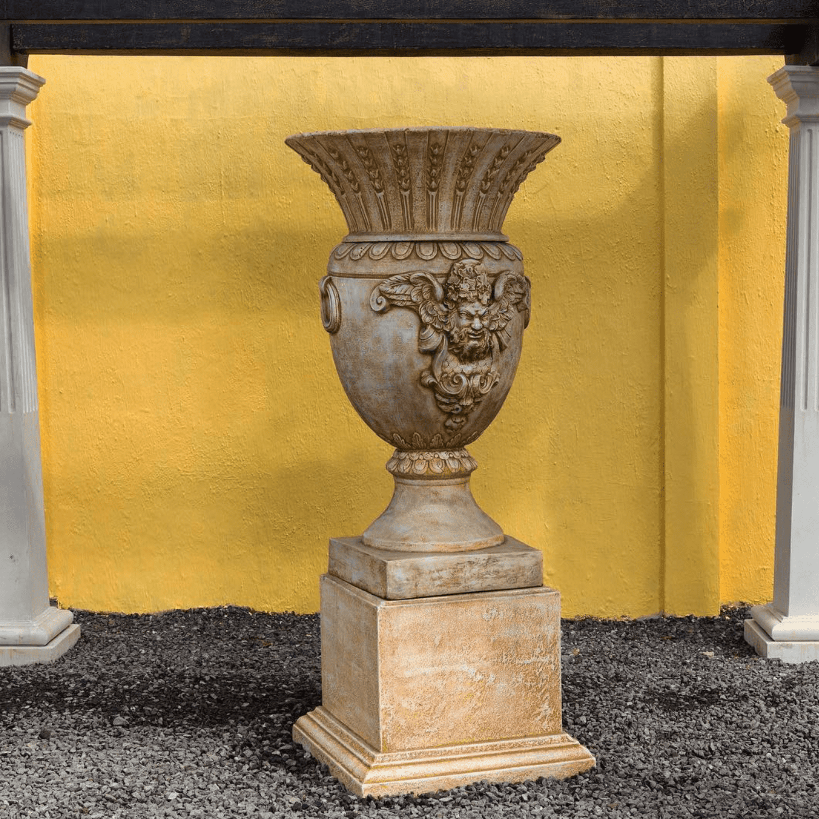 Strasbourg Urn & Plinth gallery detail image