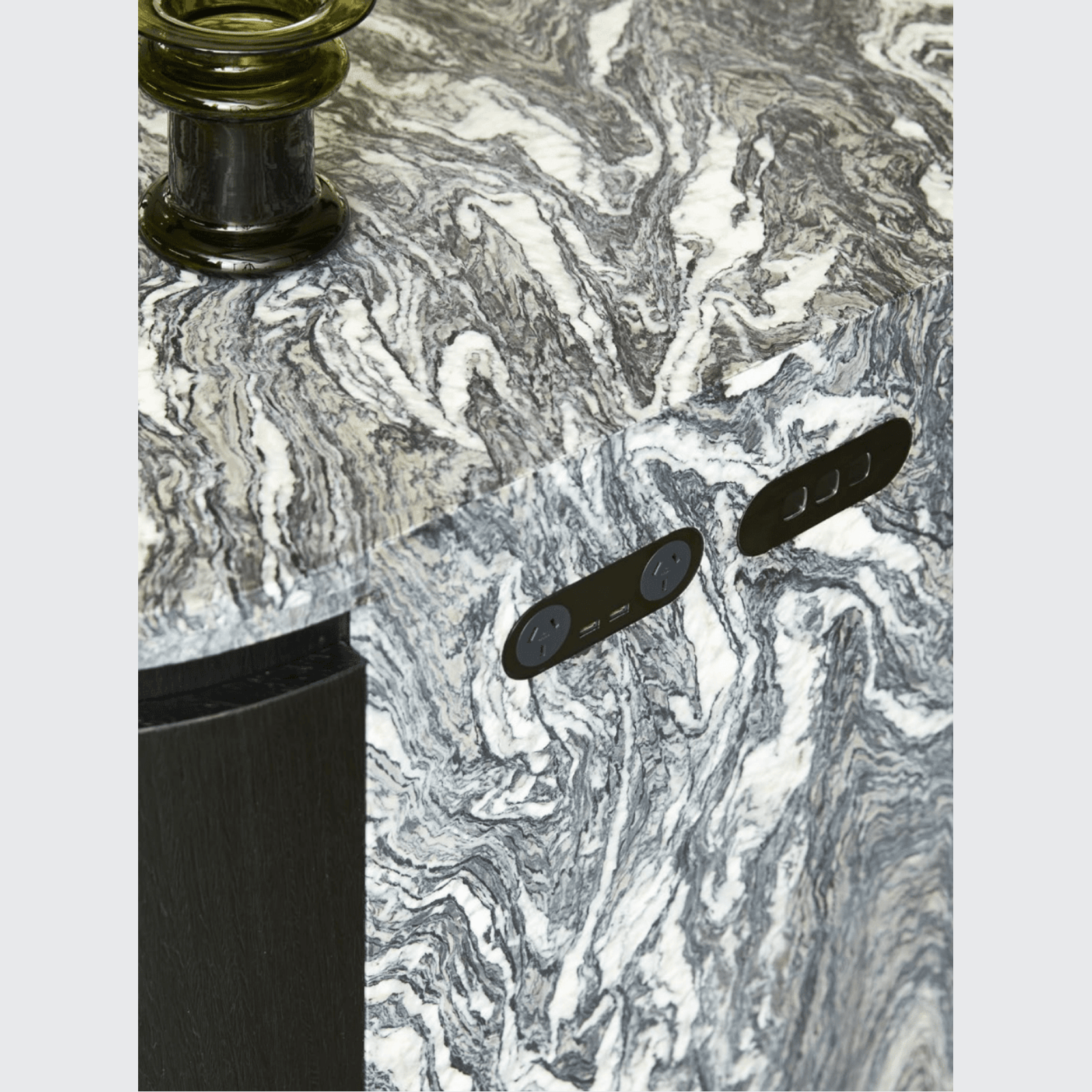 13 Carbon 1 Gang Switch Grid Faceplate gallery detail image