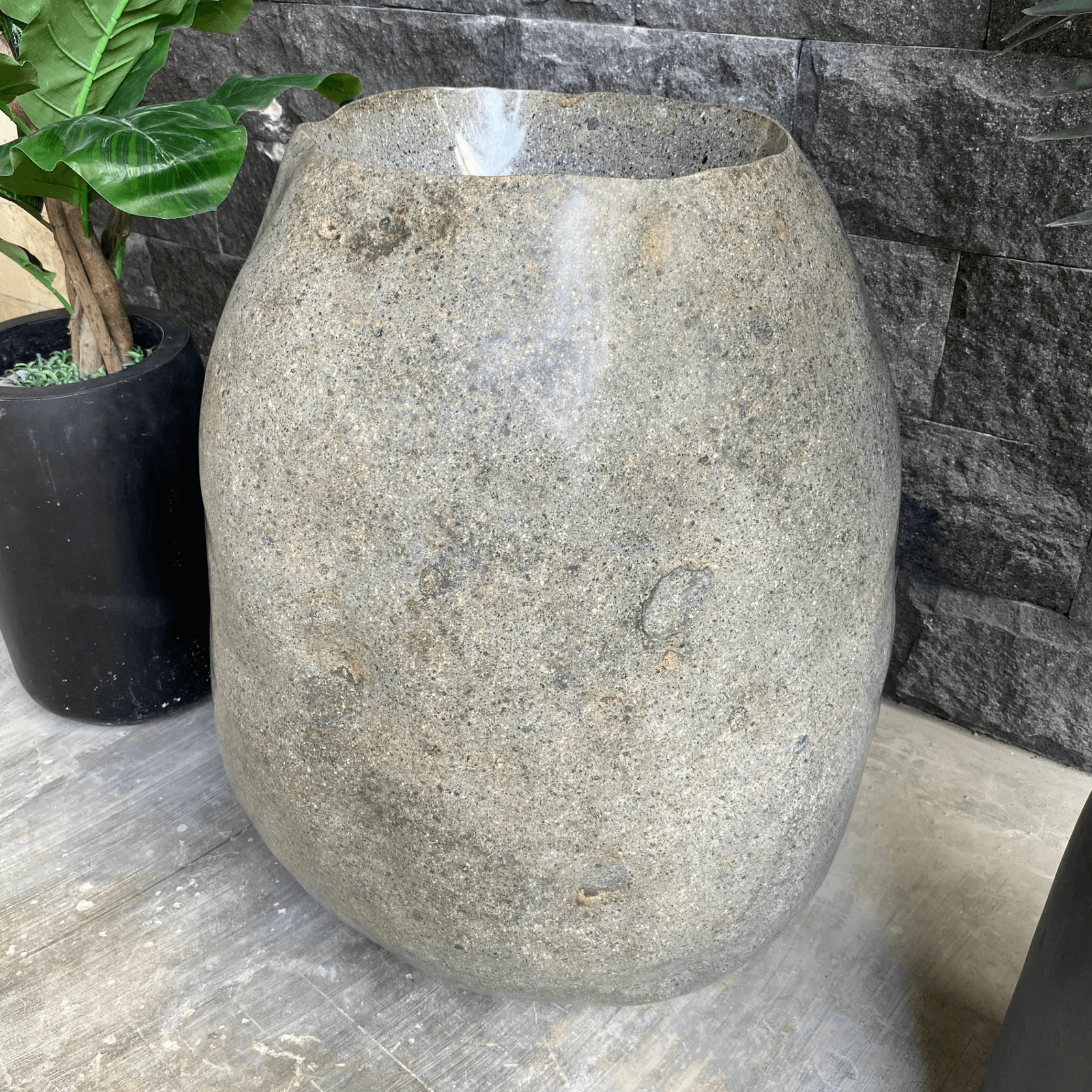 Natural Pedestal Stone Basin gallery detail image