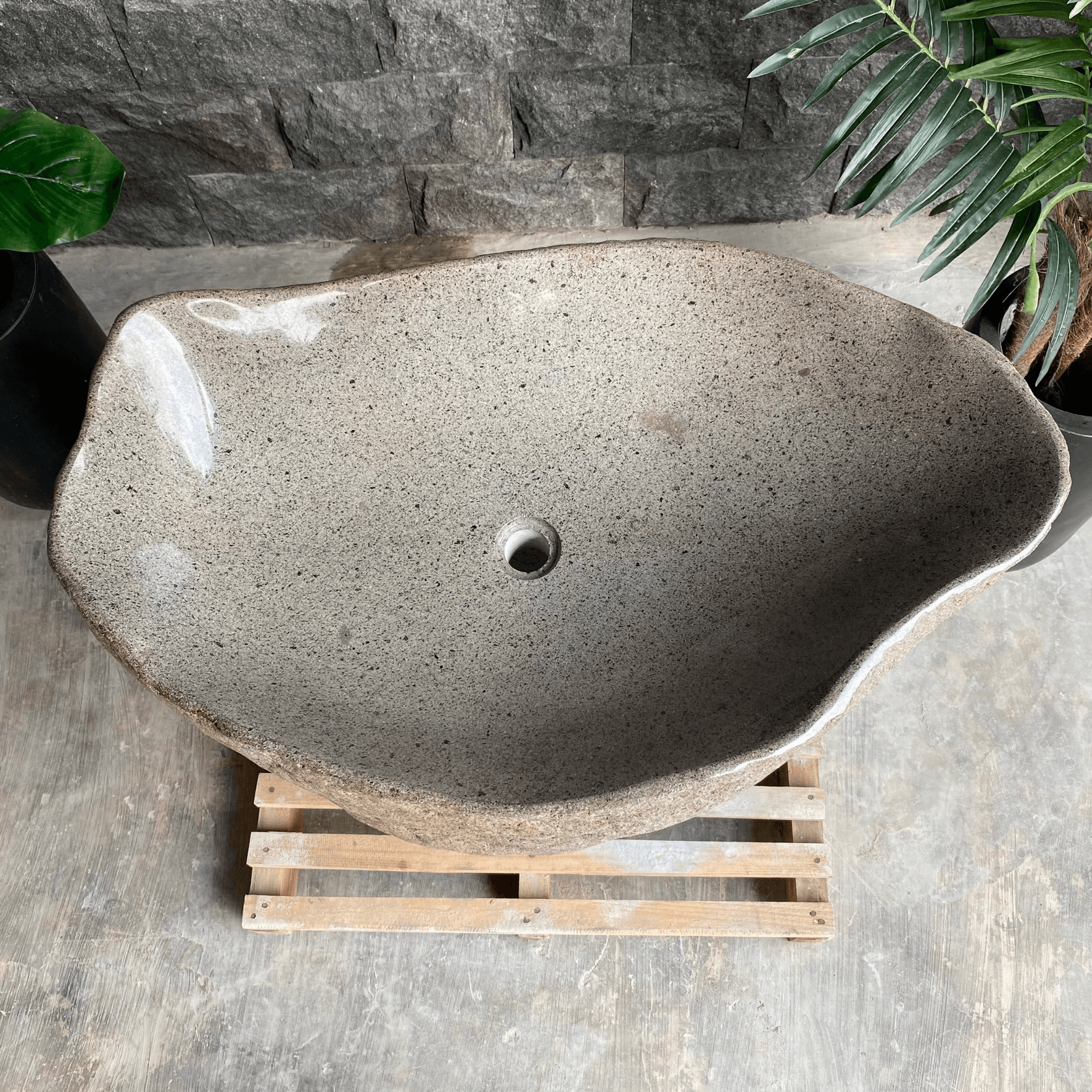 Natural Pedestal Stone Basin (2379) gallery detail image
