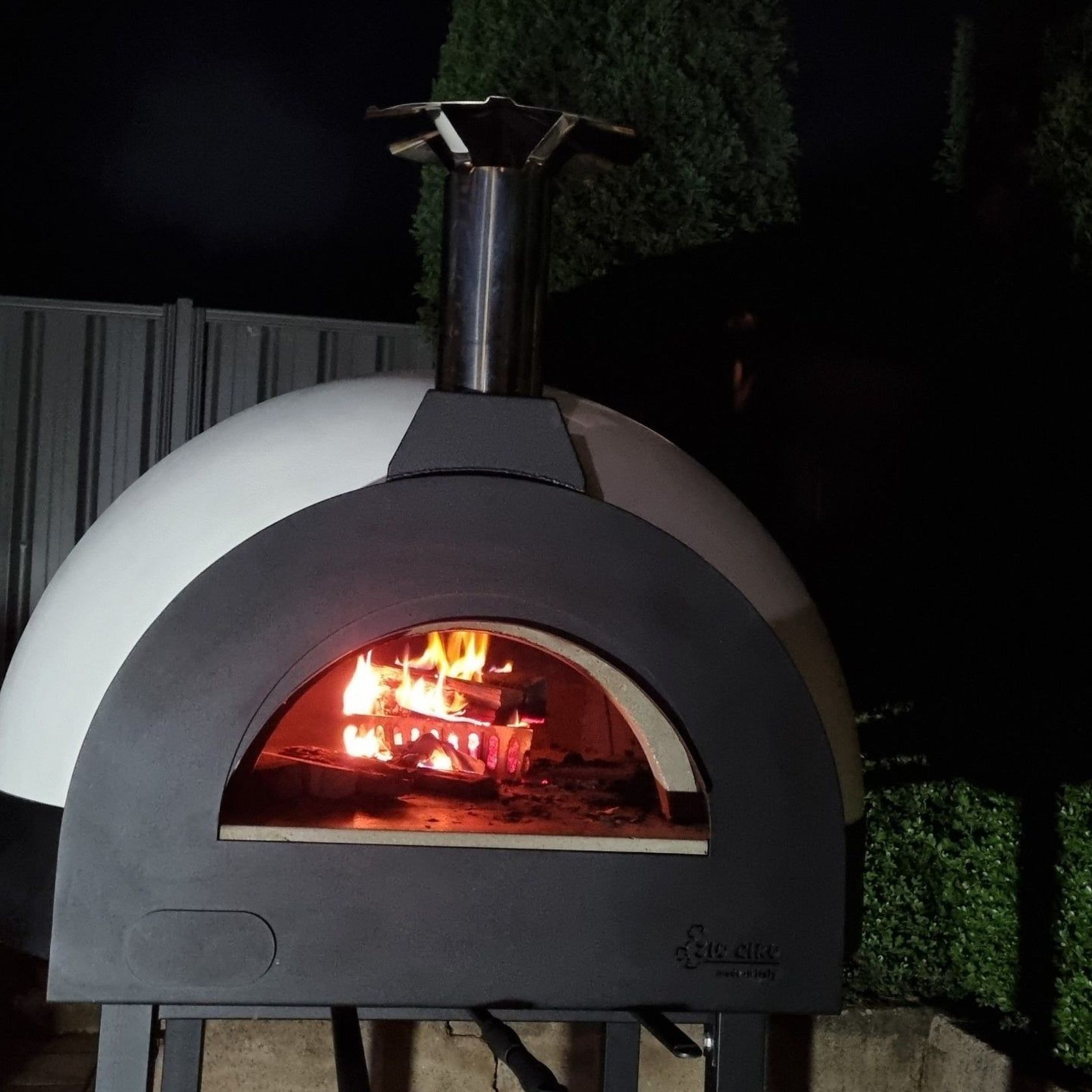 Subito Cotto 100 Refractory Wood Fired Pizza Oven with Stand & Square Flue gallery detail image
