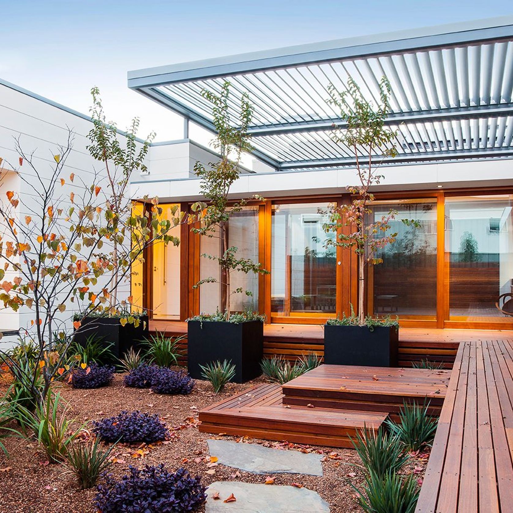 200 Suburban Opening Roof gallery detail image