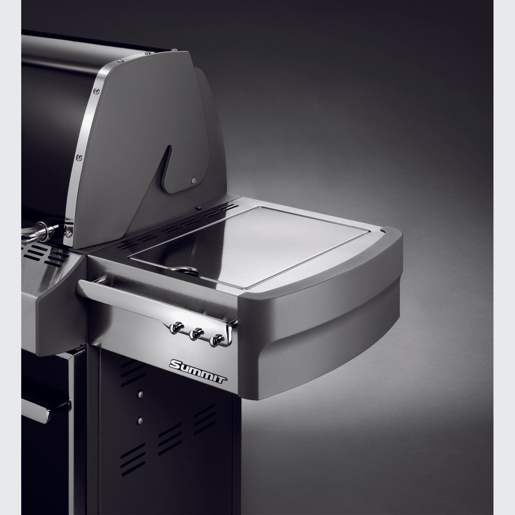 Weber Summit E-670 Grill ULPG Black gallery detail image