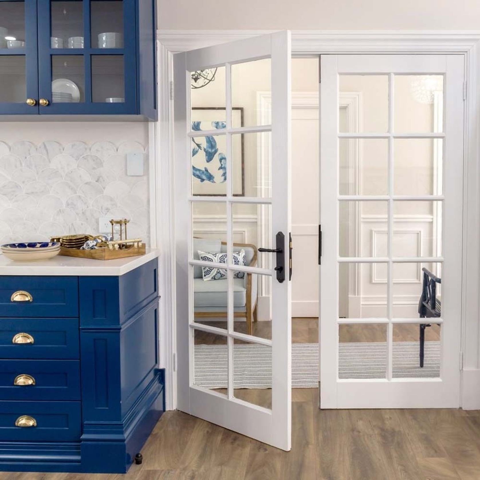 Iver Sarlat Lever on Shouldered Backplate Privacy Signature Brass 10712P85 gallery detail image