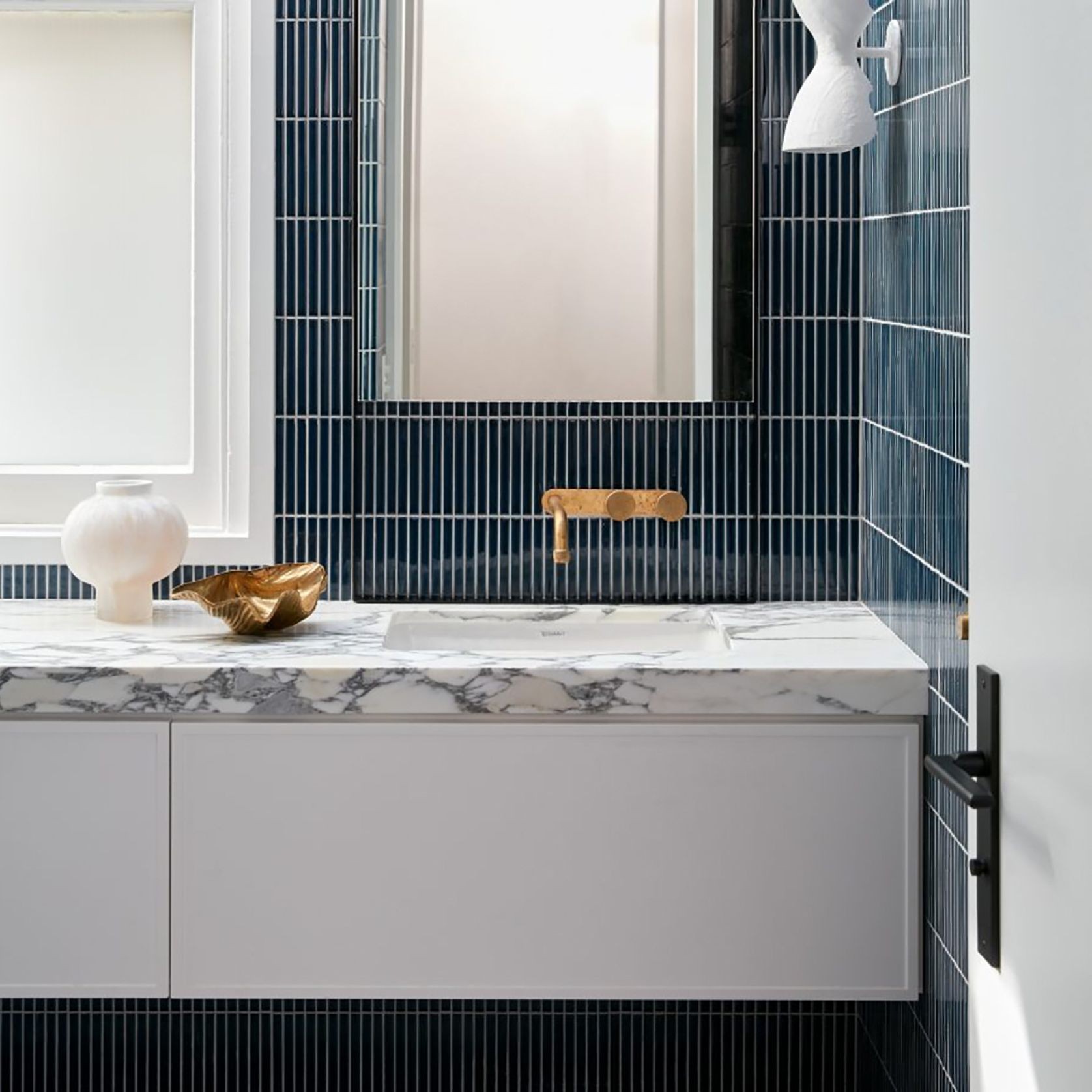 Iver Baltimore Lever Door Handle with Backplate gallery detail image