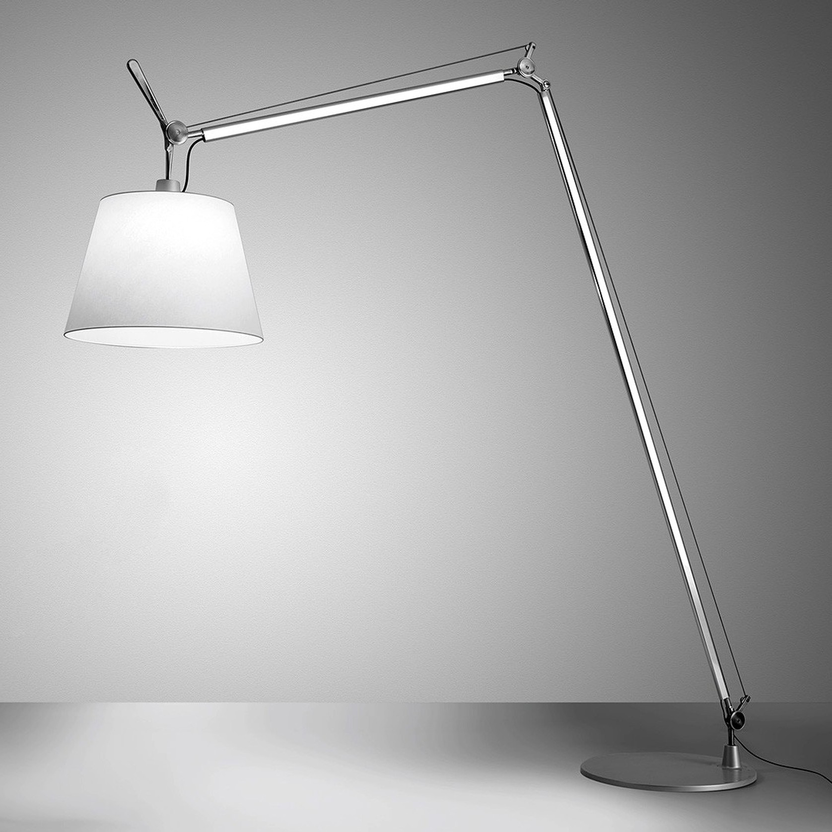 Tolomeo Maxi by Artemide | ECC gallery detail image