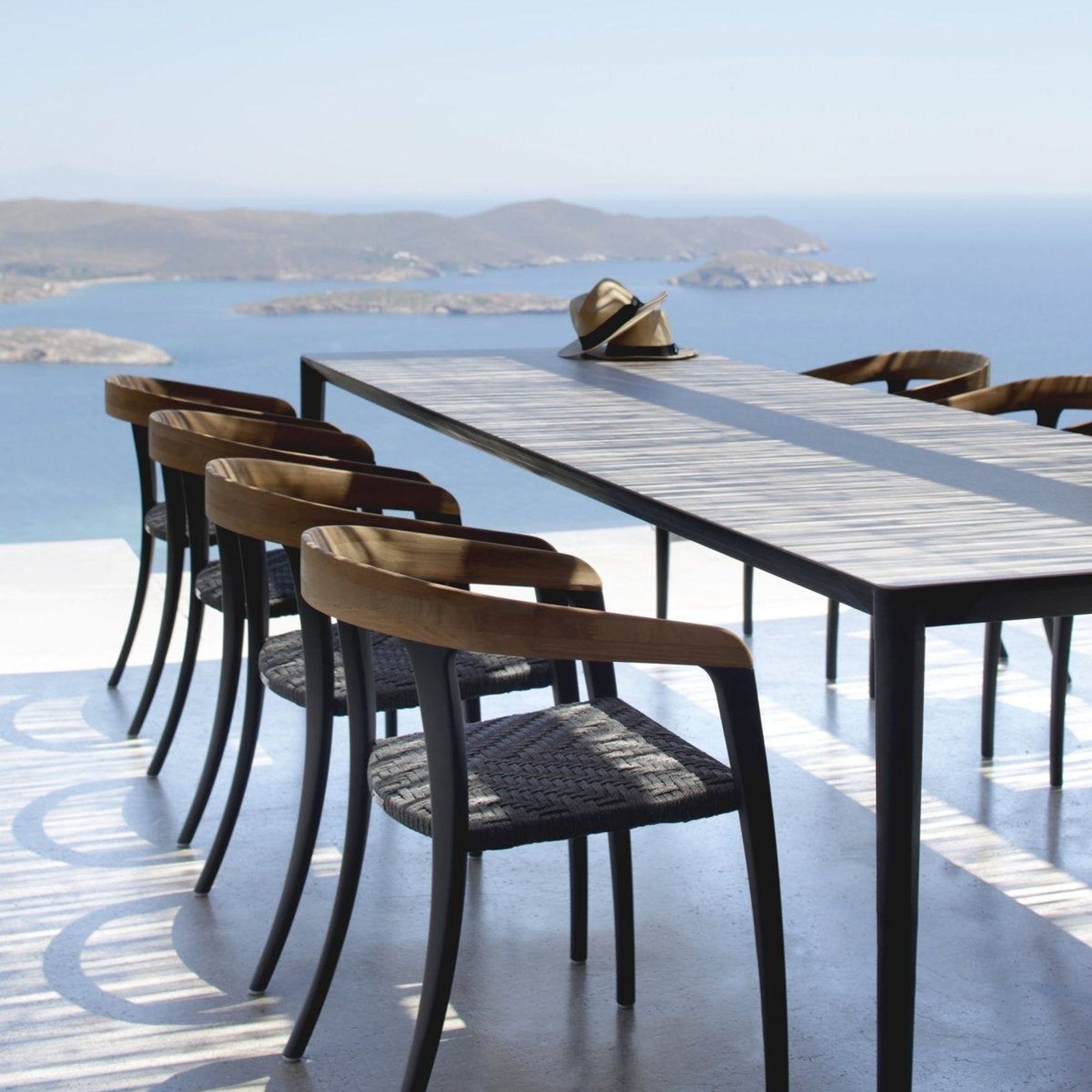 U-Nite Table gallery detail image