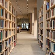 UT Pro Surface gallery detail image