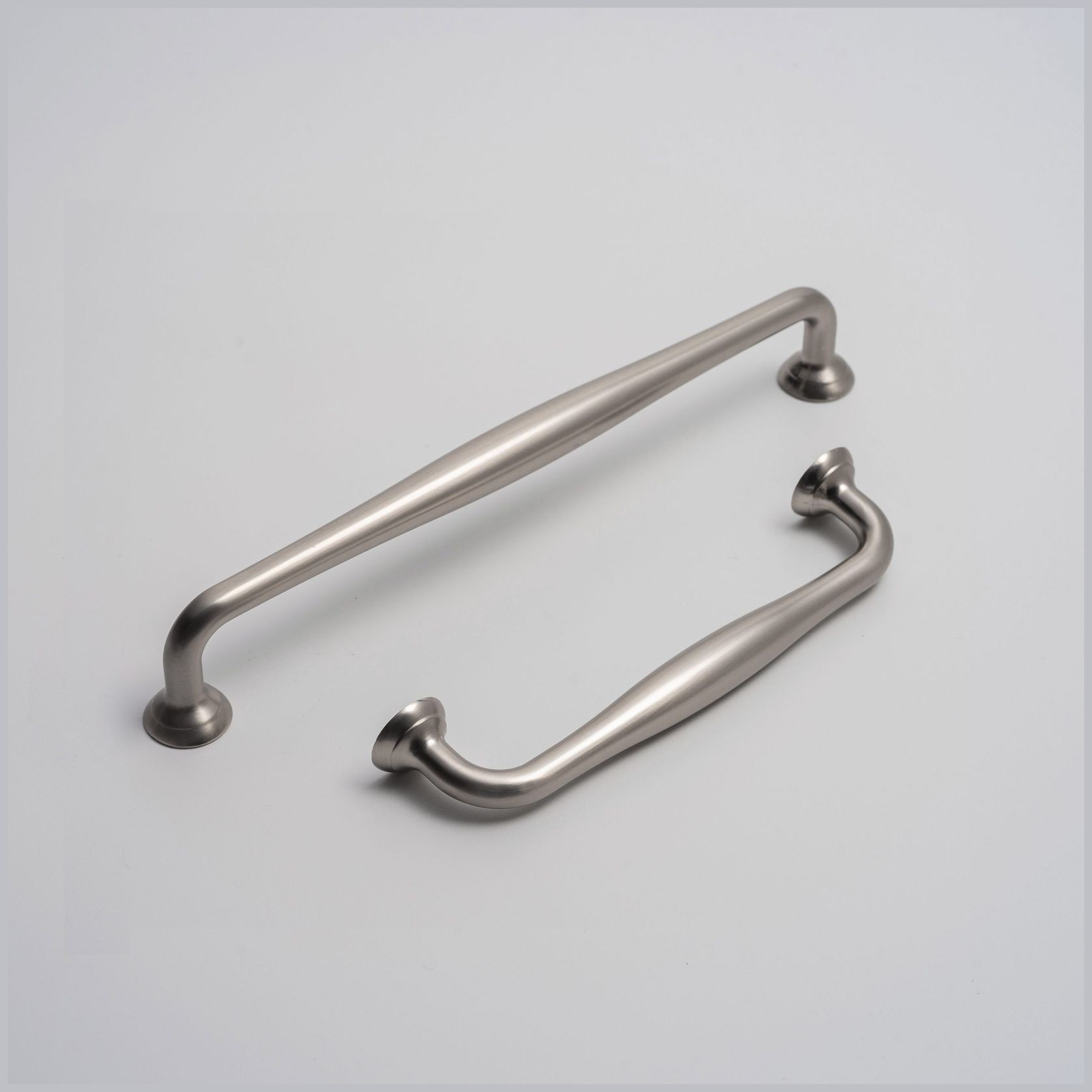 Mackay Classic Hamptons Kitchen Handles gallery detail image