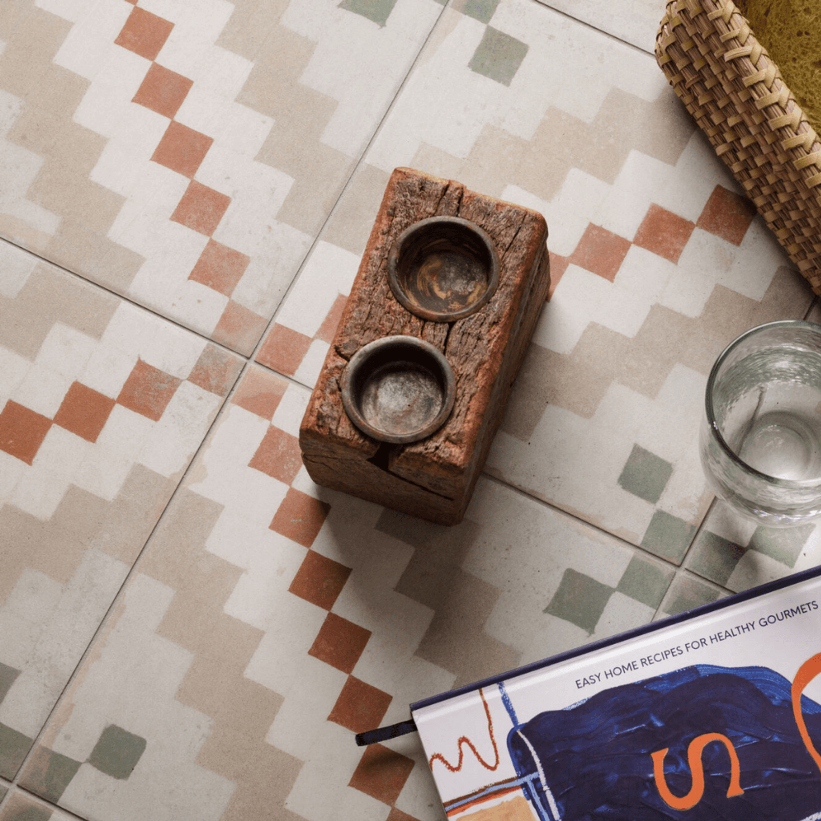 Valentia Diamond pattern tile gallery detail image