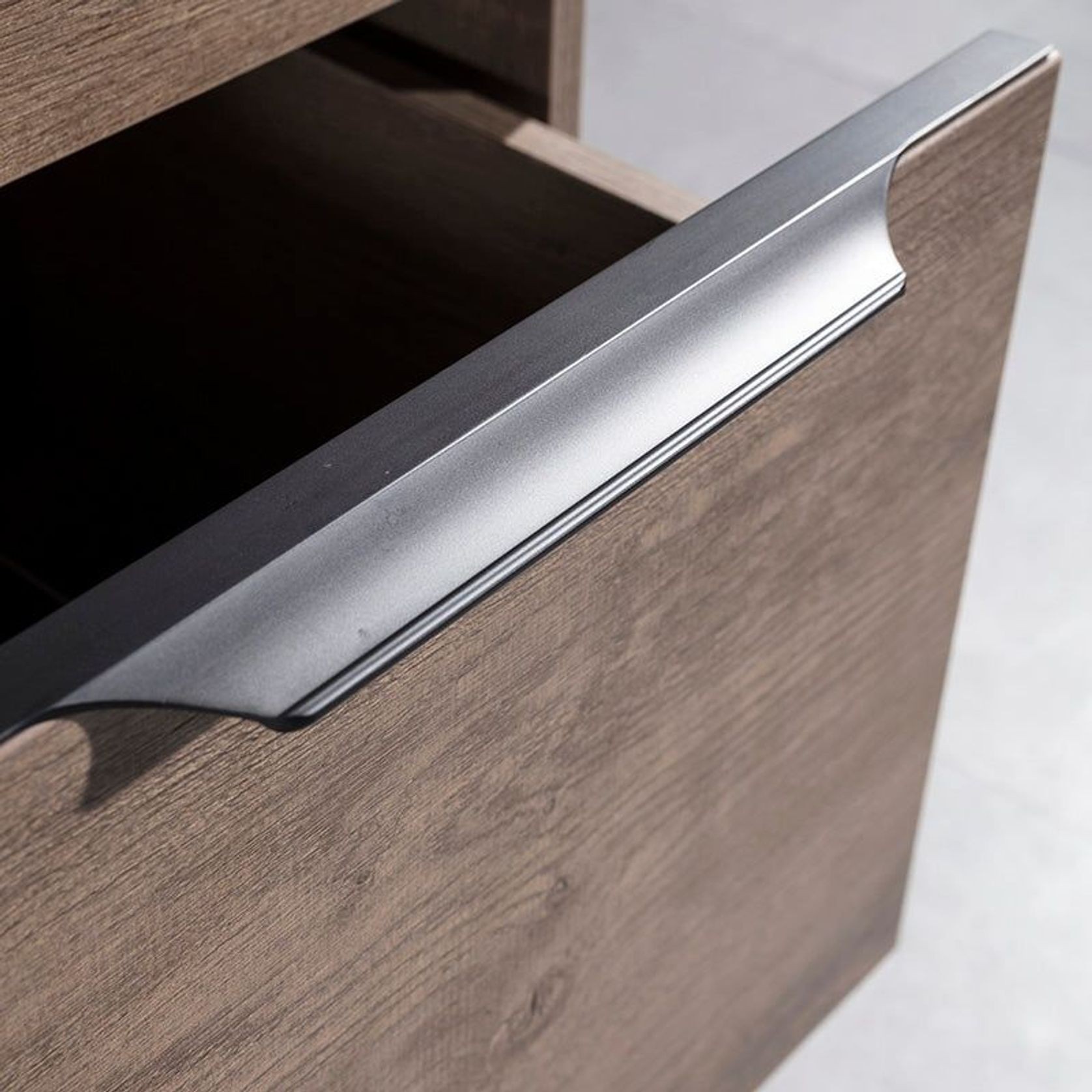 KELLEN Executive Desk with Right Return 1.6-1.8M - Warm Oak & Black gallery detail image