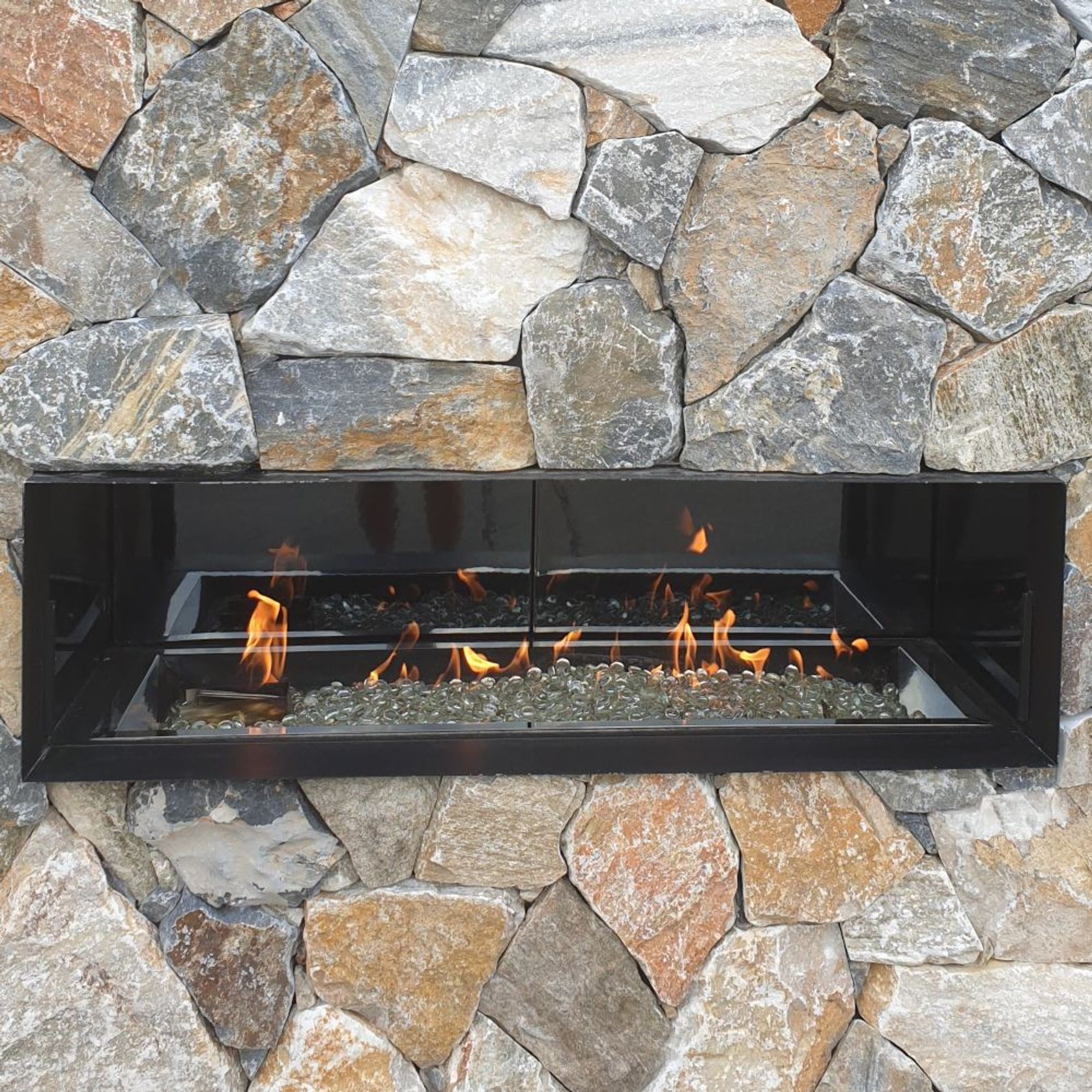 Calais Free Form Wall Facade gallery detail image