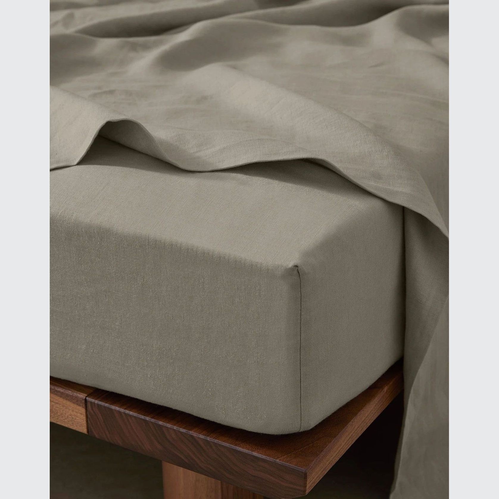 Ravello Linen Fitted Sheet - Pebble | Weave Home gallery detail image