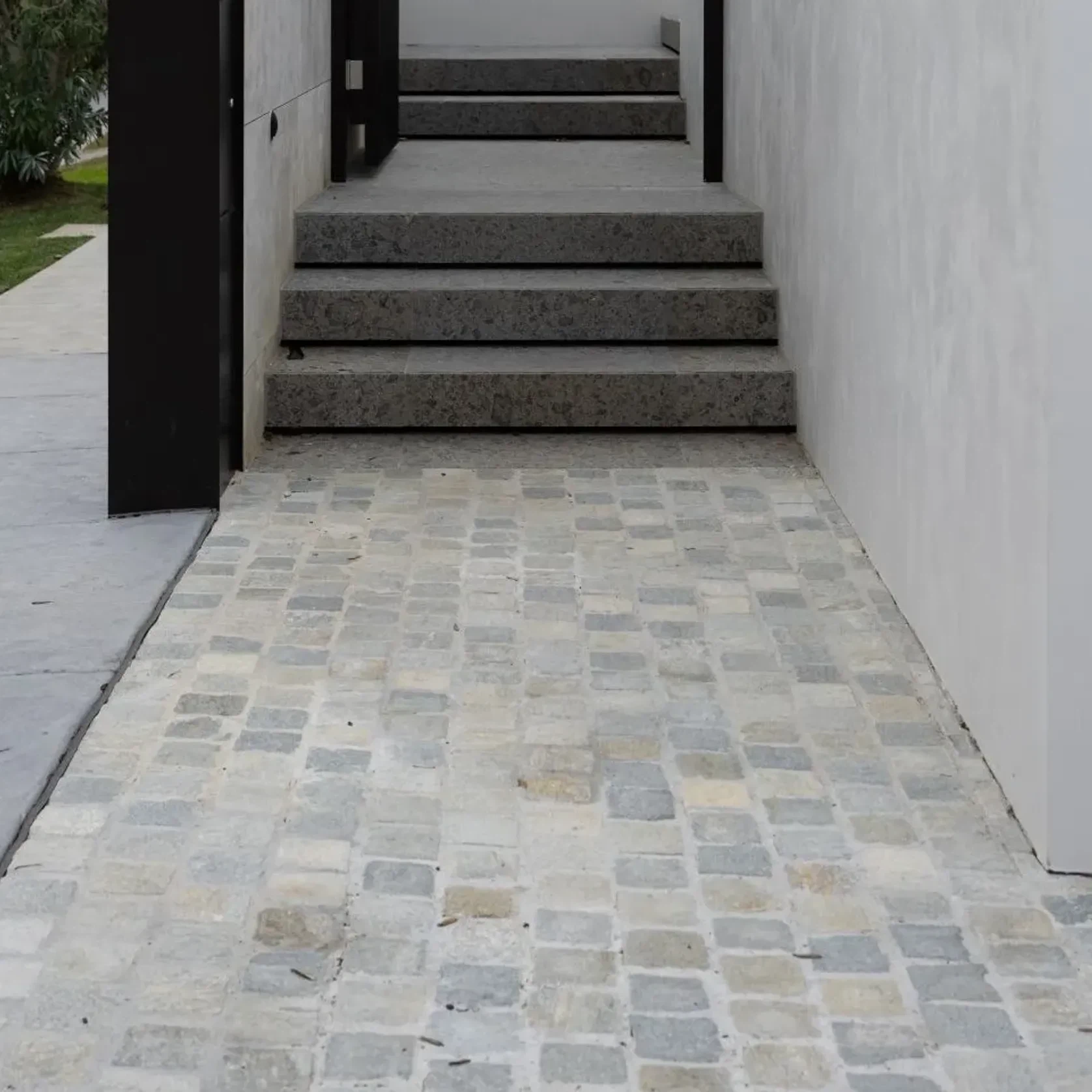 Loden Quartzite Cobblestones gallery detail image