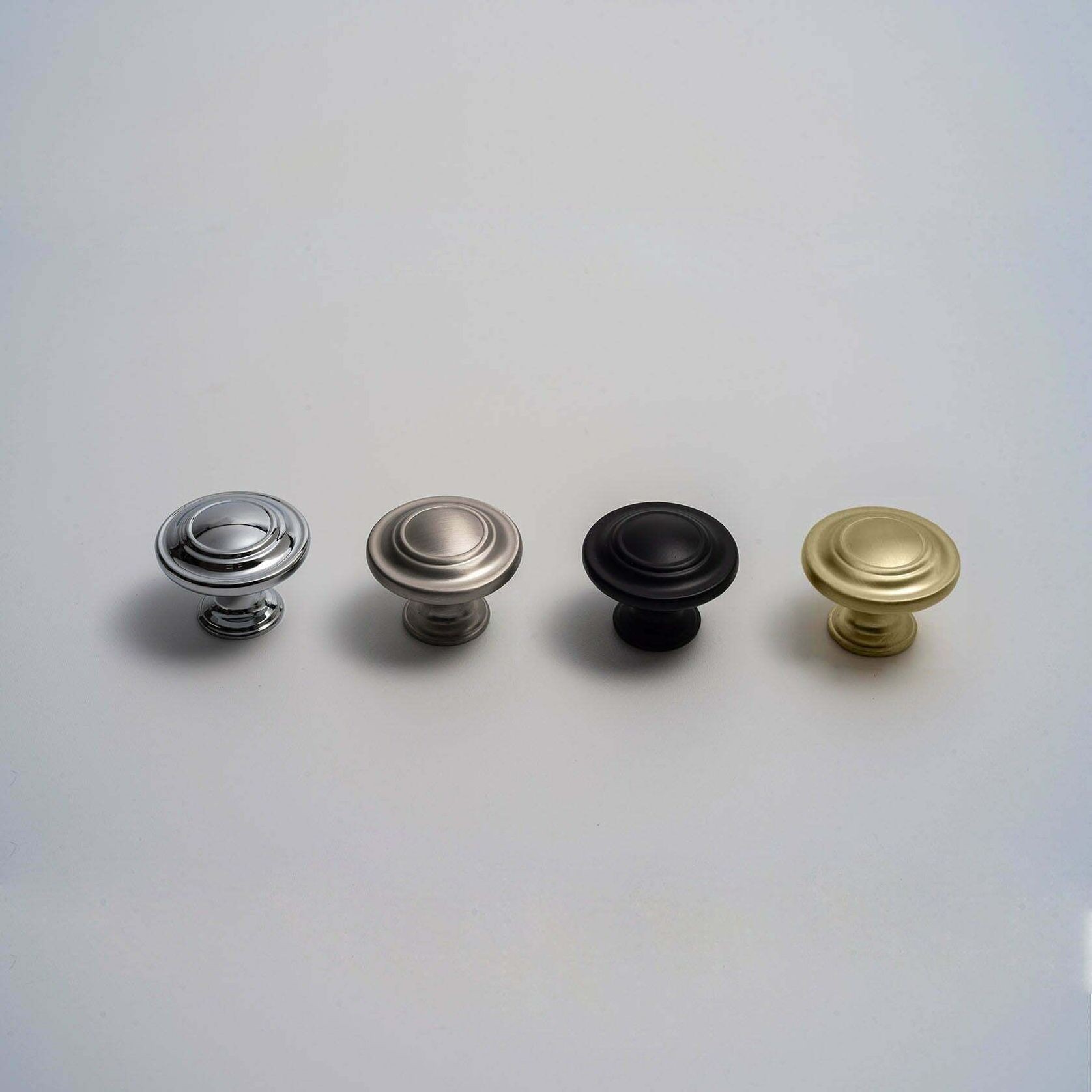 Tweed Heads Hamptons Style Kitchen Knobs gallery detail image