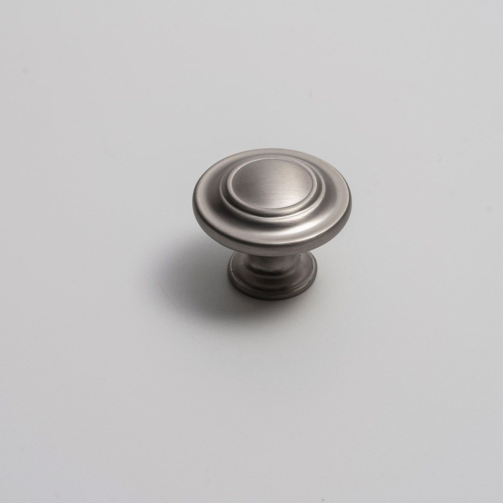 Tweed Heads Hamptons Style Kitchen Knobs gallery detail image