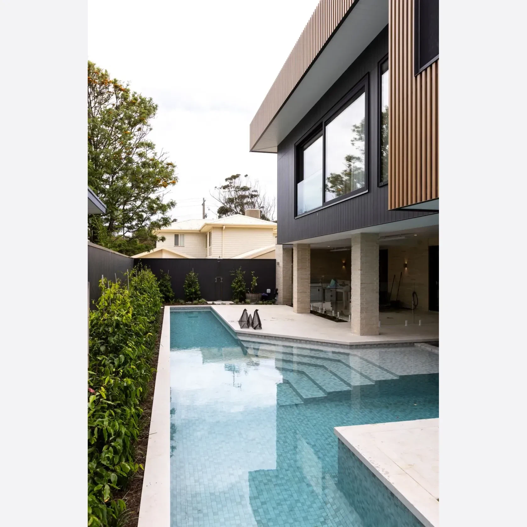 Sinai Pearl Sandblasted Limestone Pool Coping gallery detail image